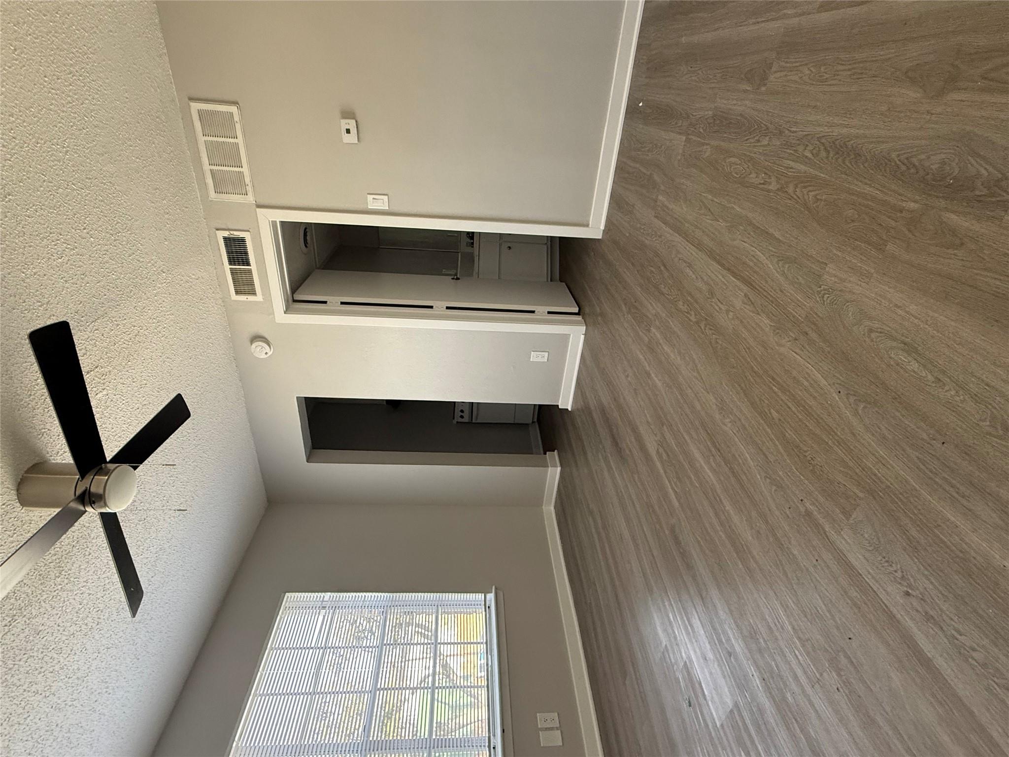 311 E 31 St # 203B, Austin, TX 78705