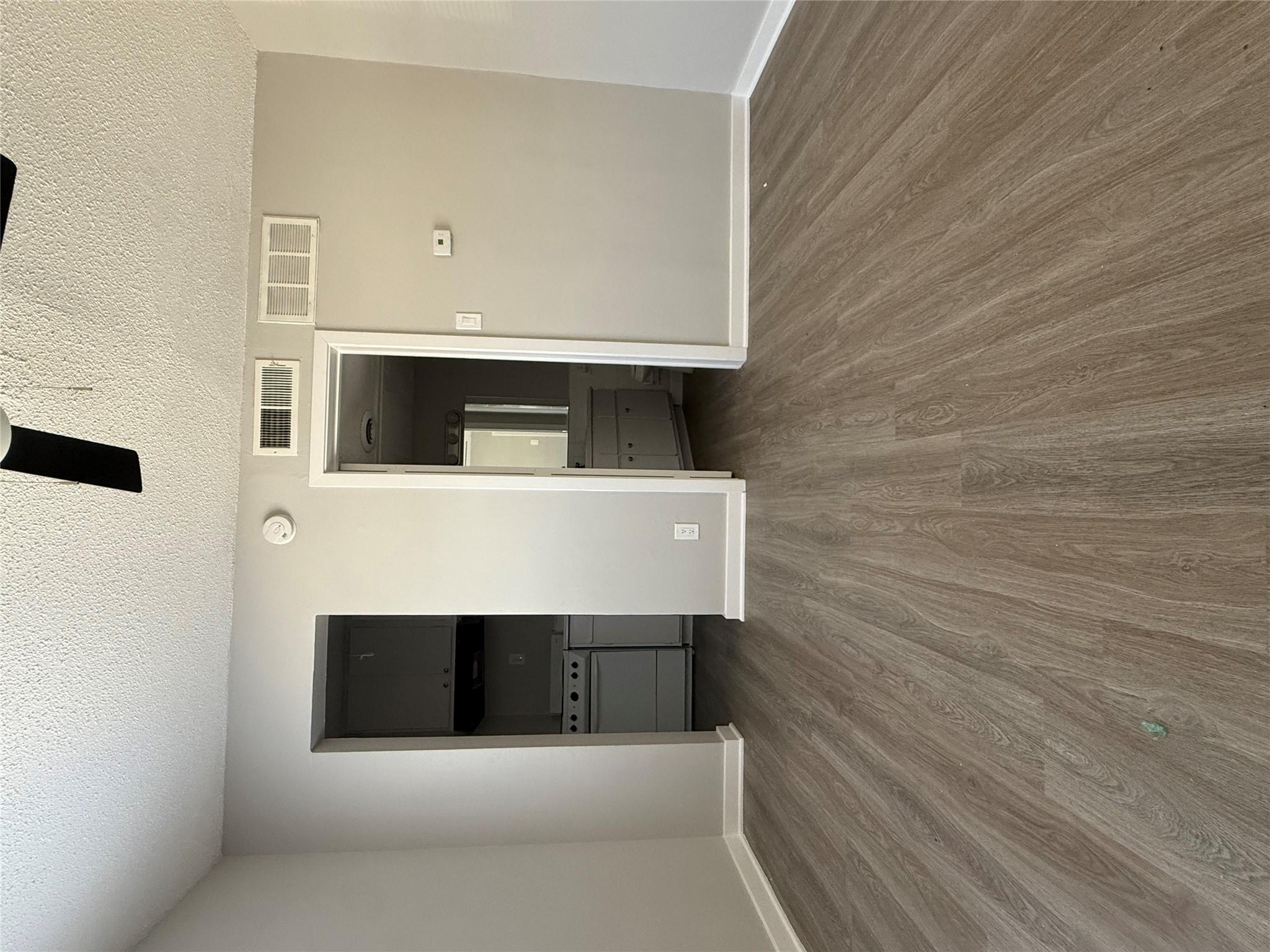 311 E 31 St # 203B, Austin, TX 78705