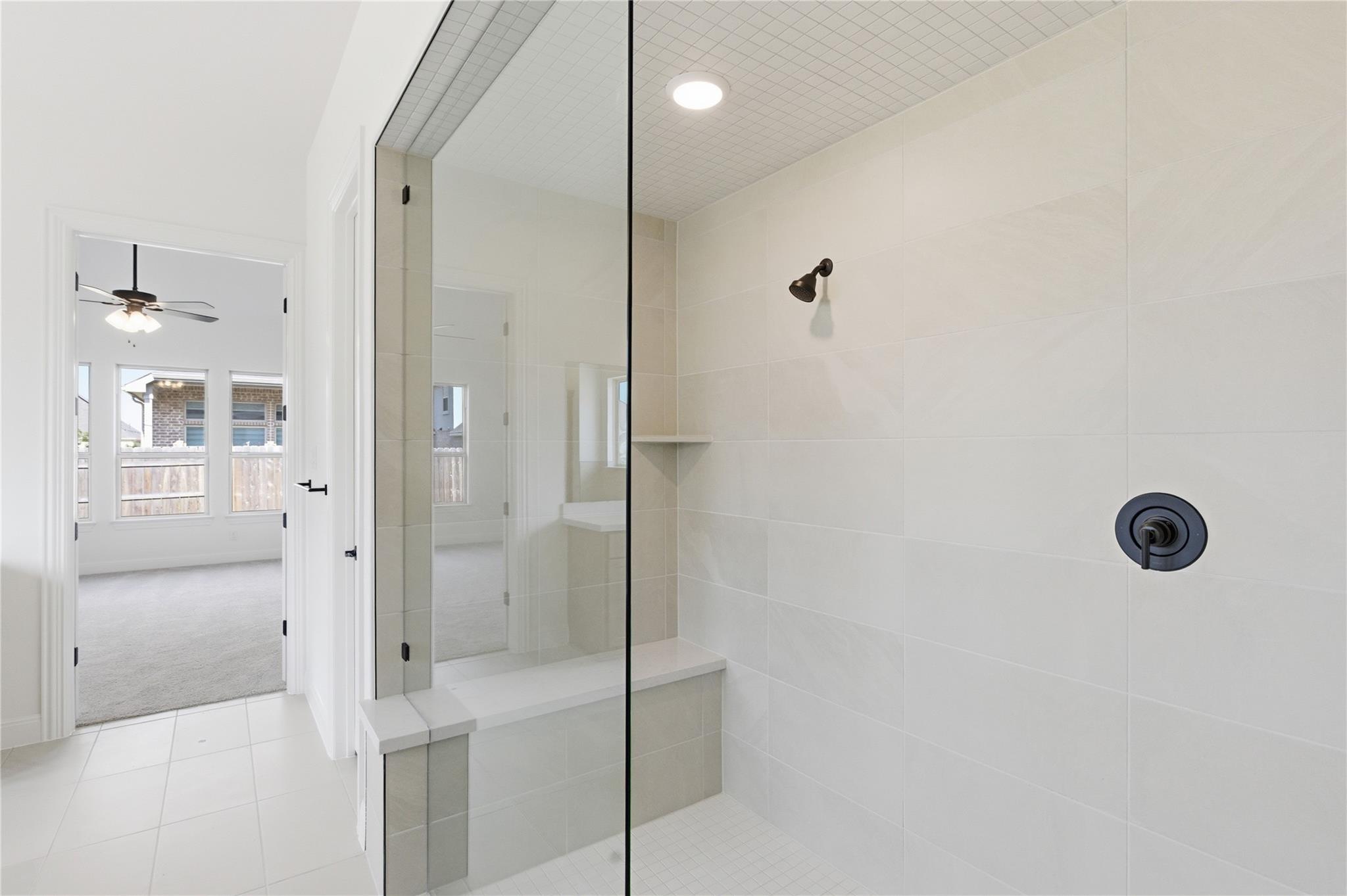 912 Landing Ln, Leander, TX 78641