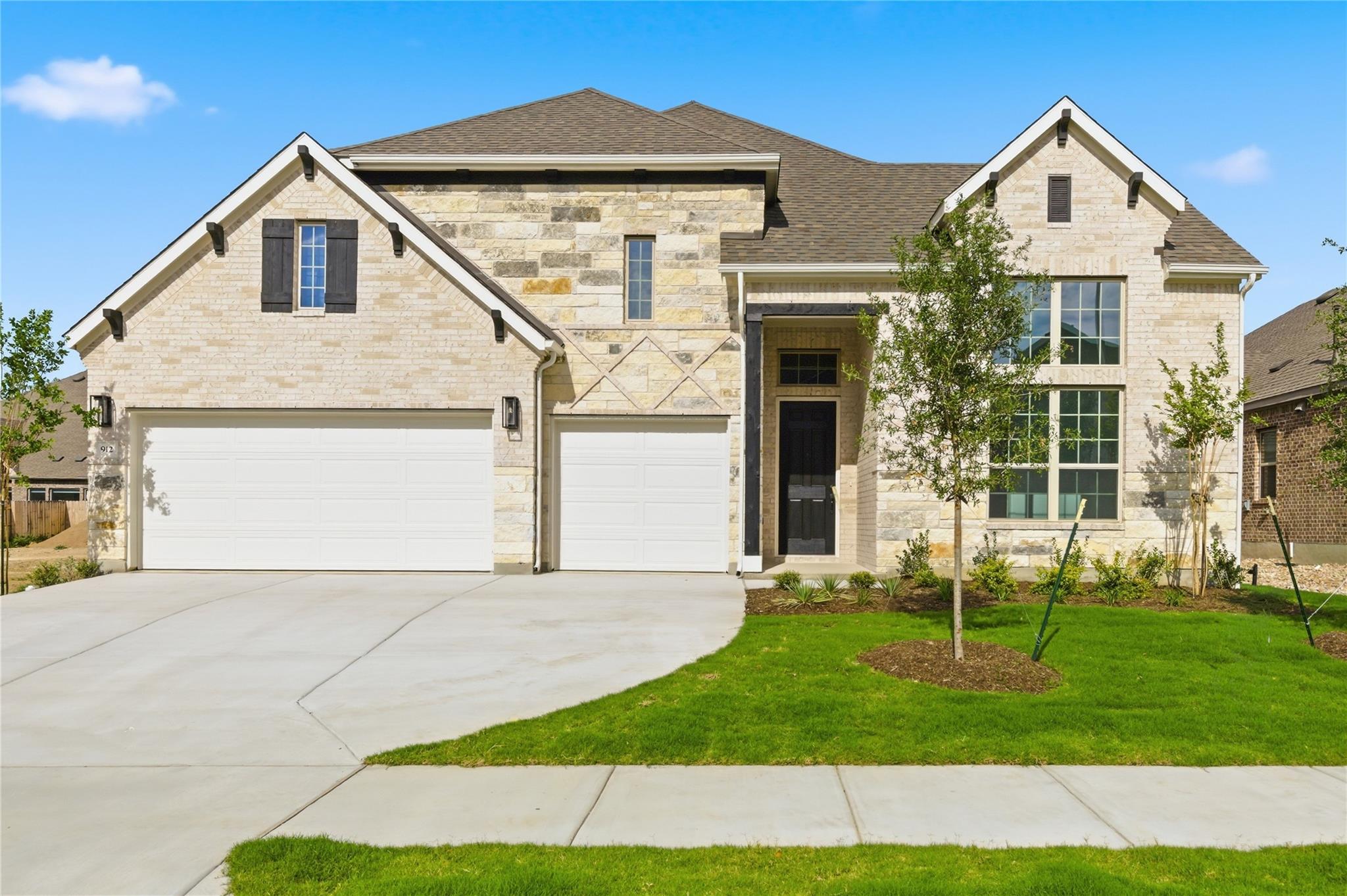 912 Landing Ln, Leander, TX 78641