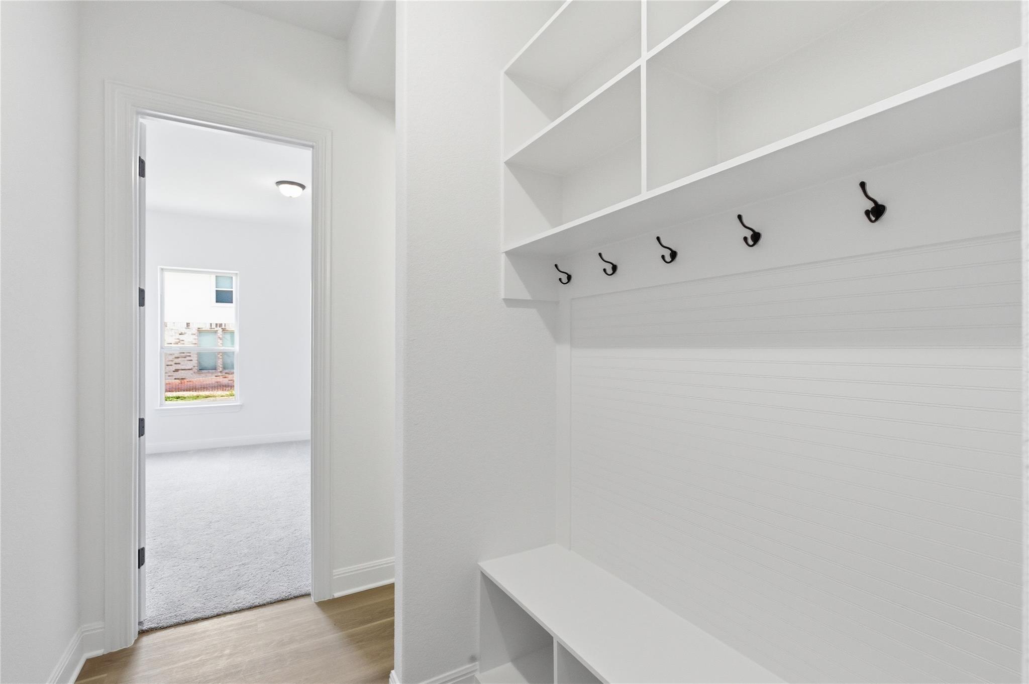 912 Landing Ln, Leander, TX 78641