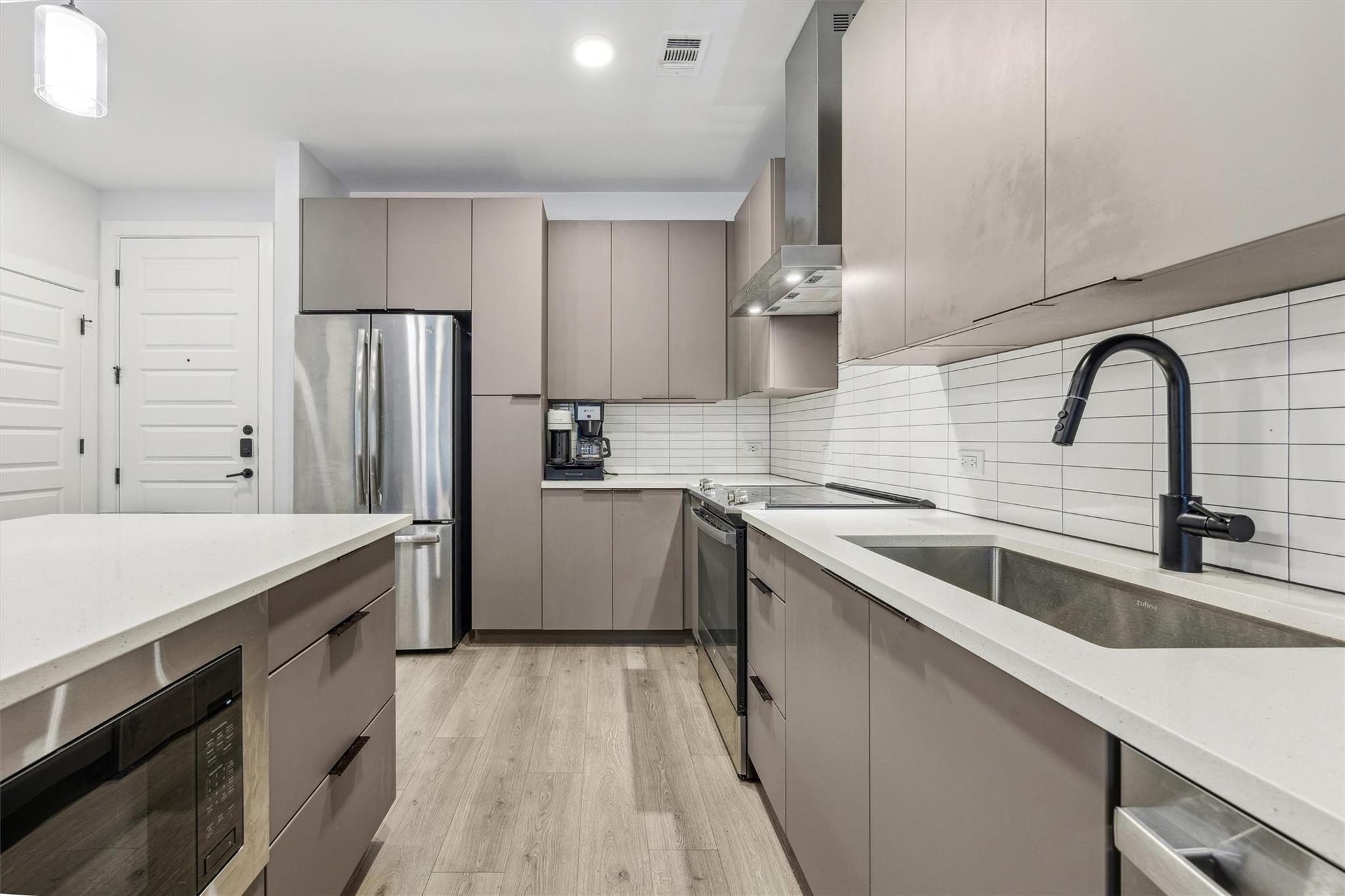 2220 Webberville Rd # 211, Austin, TX 78702