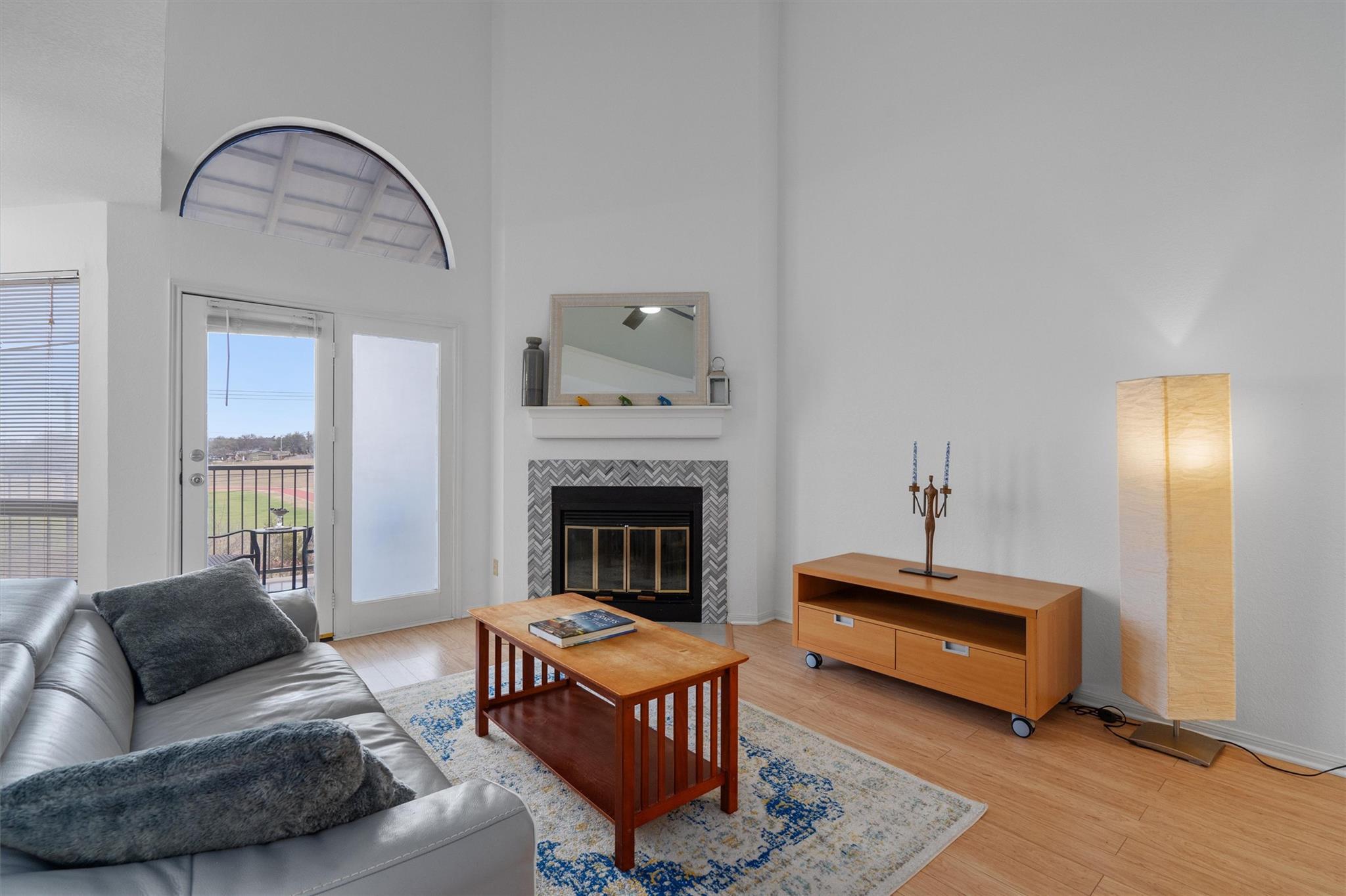 3840 Far West Blvd # 206, Austin, TX 78731