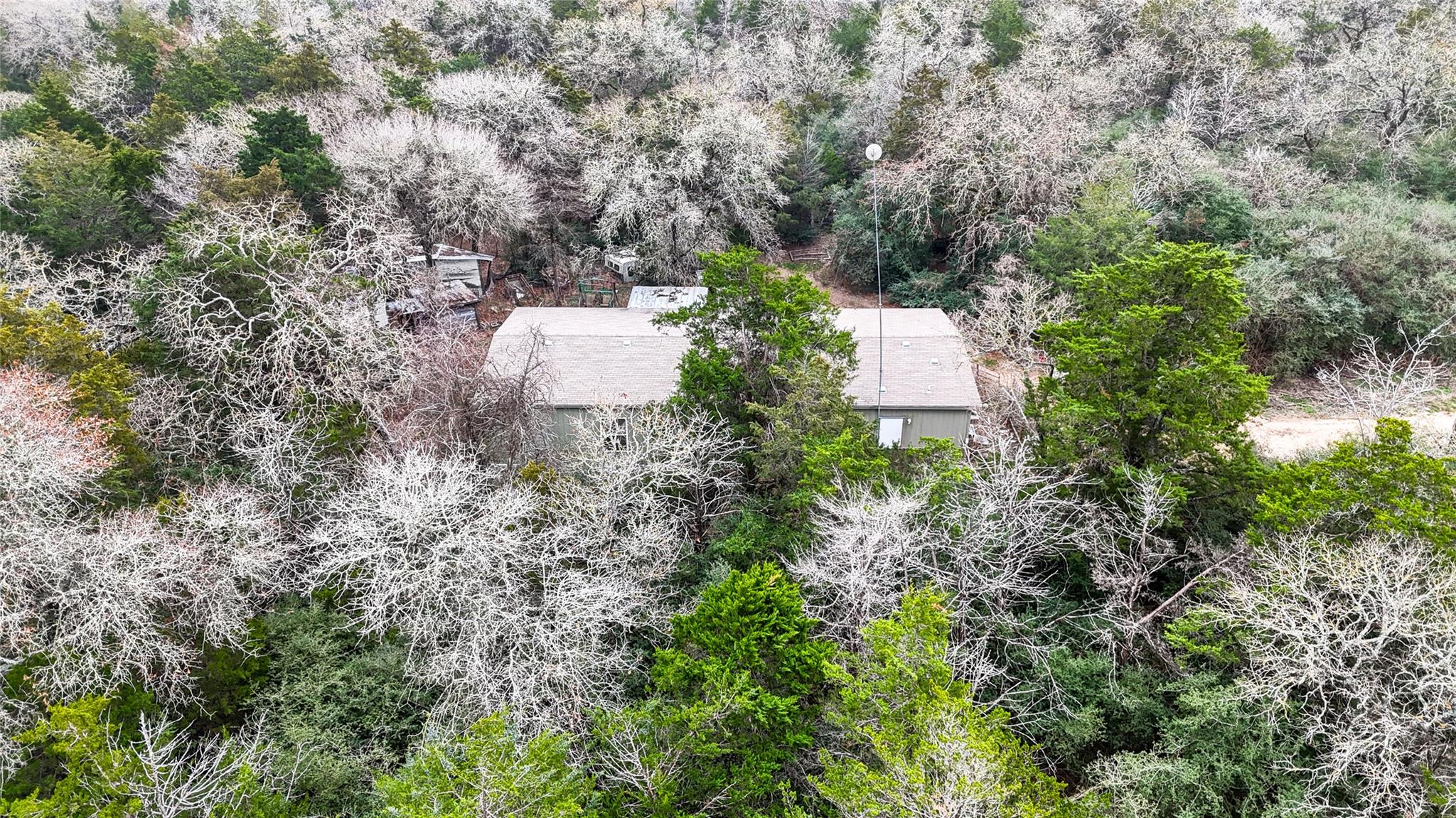 521 Paint Creek South Rd, Paige, TX 78659