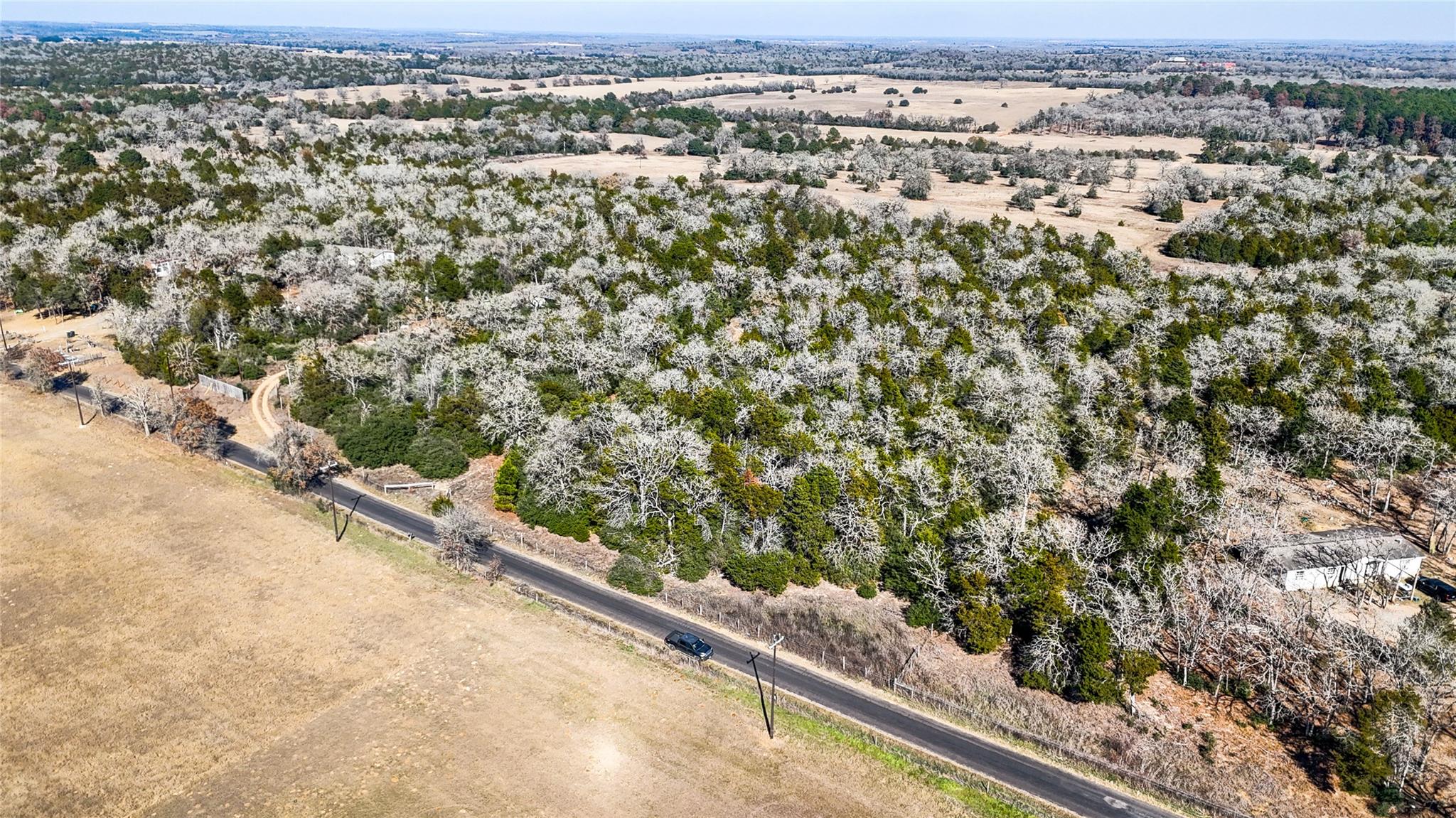 521 Paint Creek South Rd, Paige, TX 78659