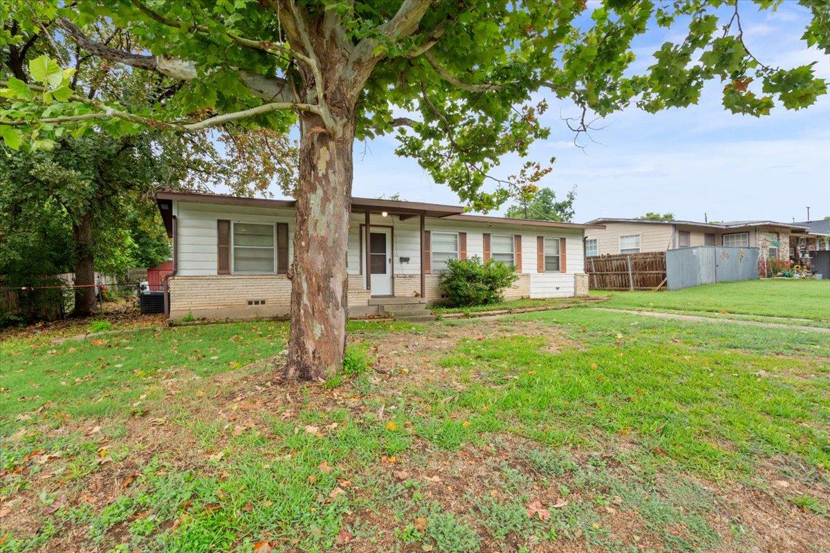 205 W Walker Ave, Temple, TX 76501