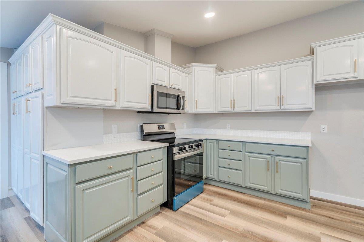 158 Shady Oaks Dr, Dale, TX 78616