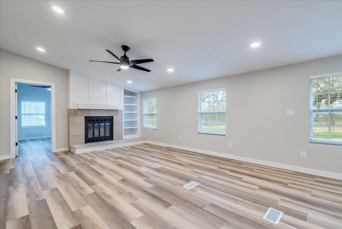 158 Shady Oaks Dr, Dale, TX 78616