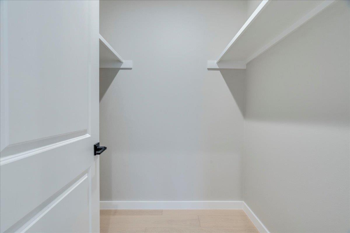 158 Shady Oaks Dr, Dale, TX 78616