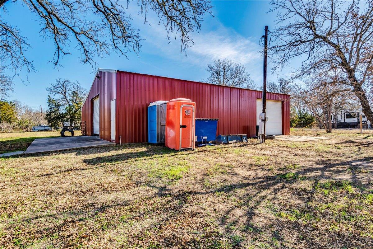 158 Shady Oaks Dr, Dale, TX 78616