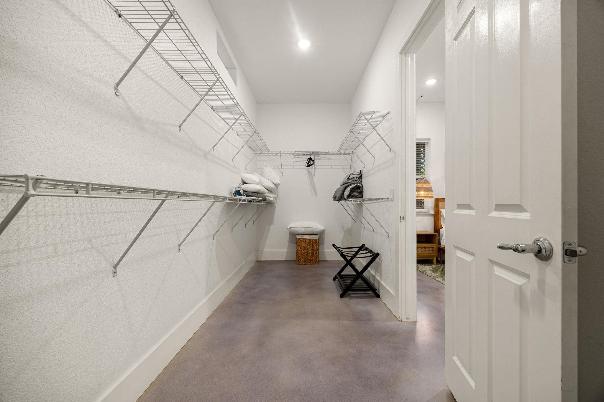 12808 Hughes St, Austin, TX 78732