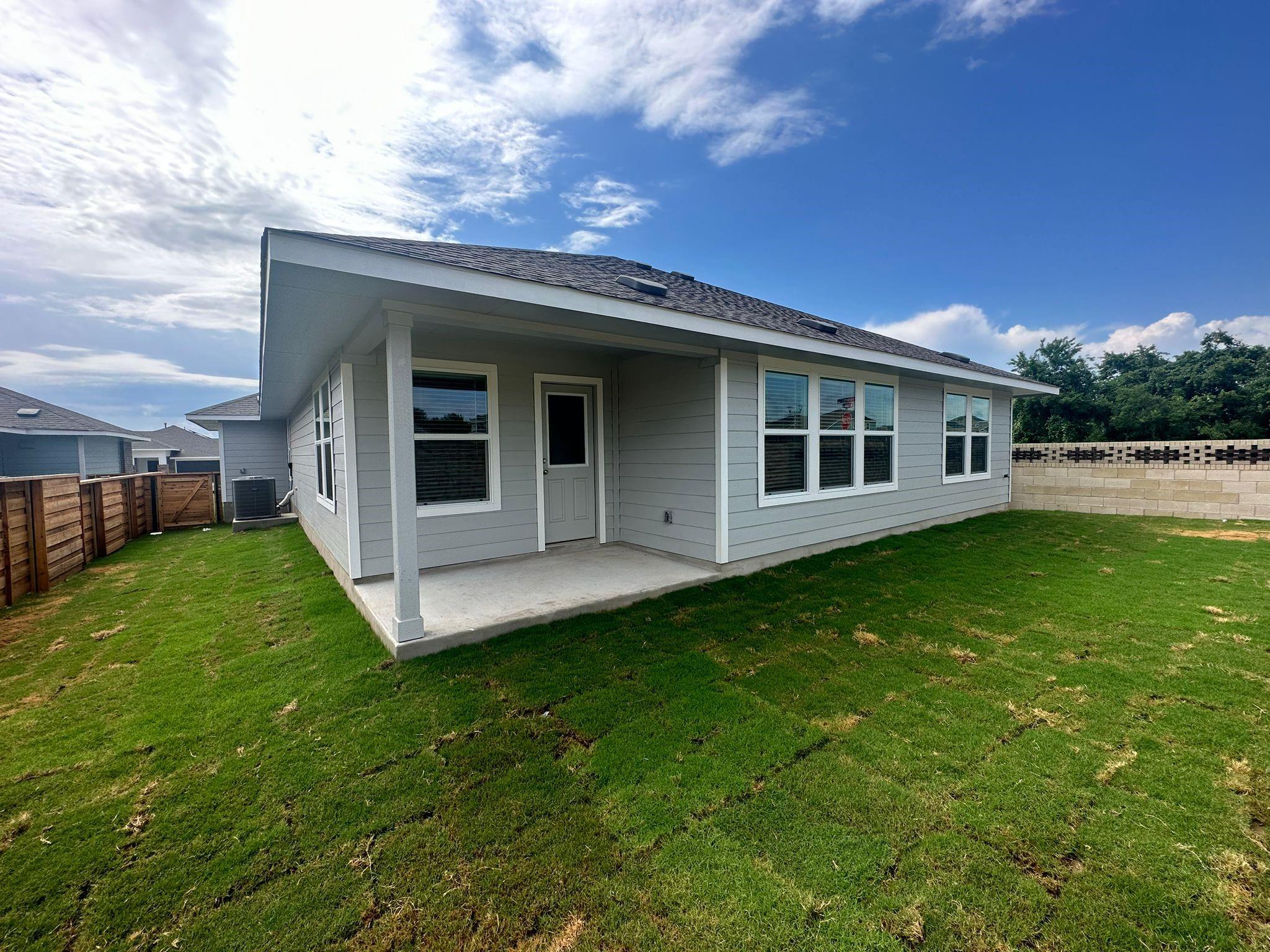 167 Jeffers, Kyle, TX 78640