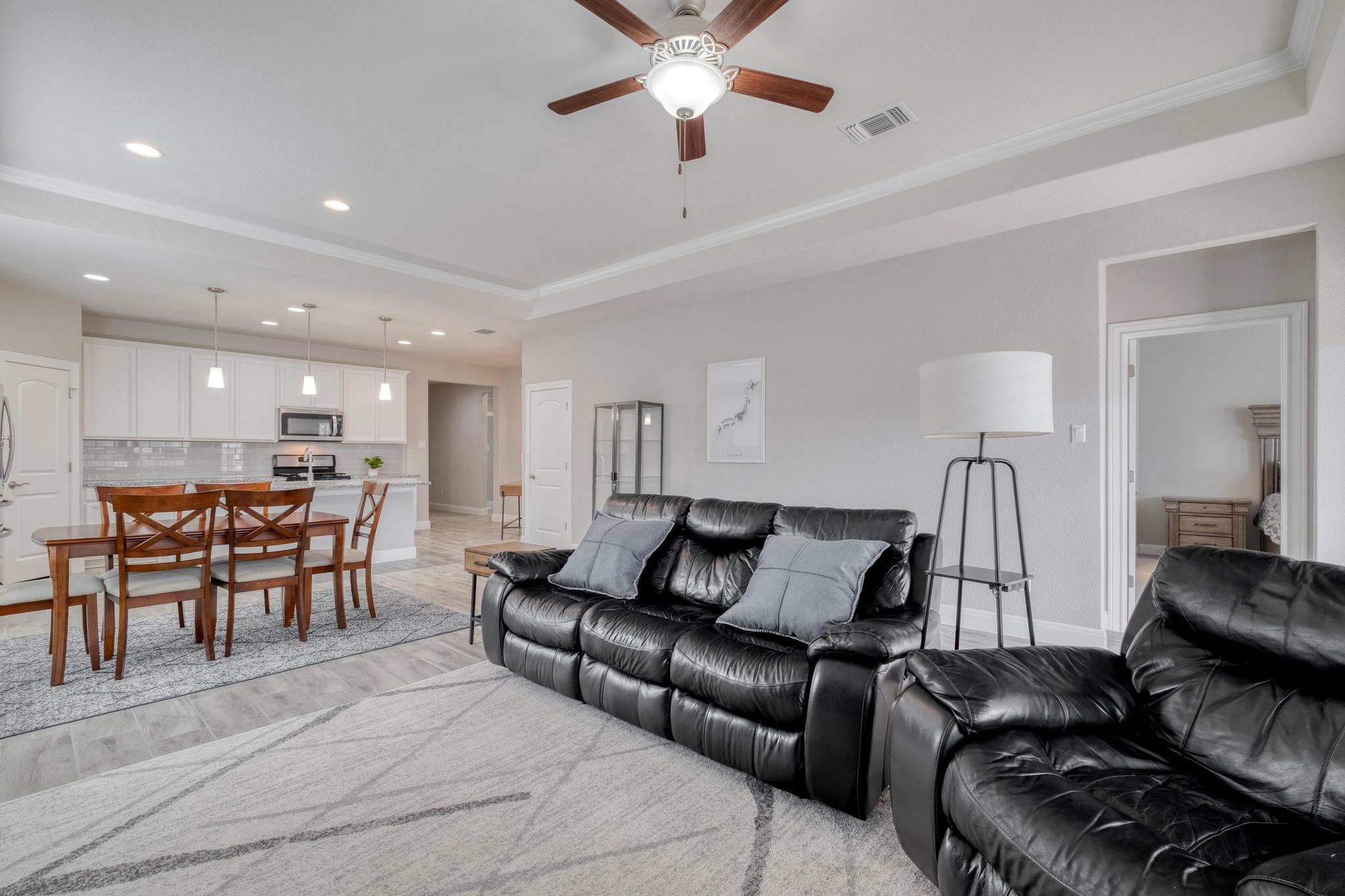 133 Cascata Way, Liberty Hill, TX 78642