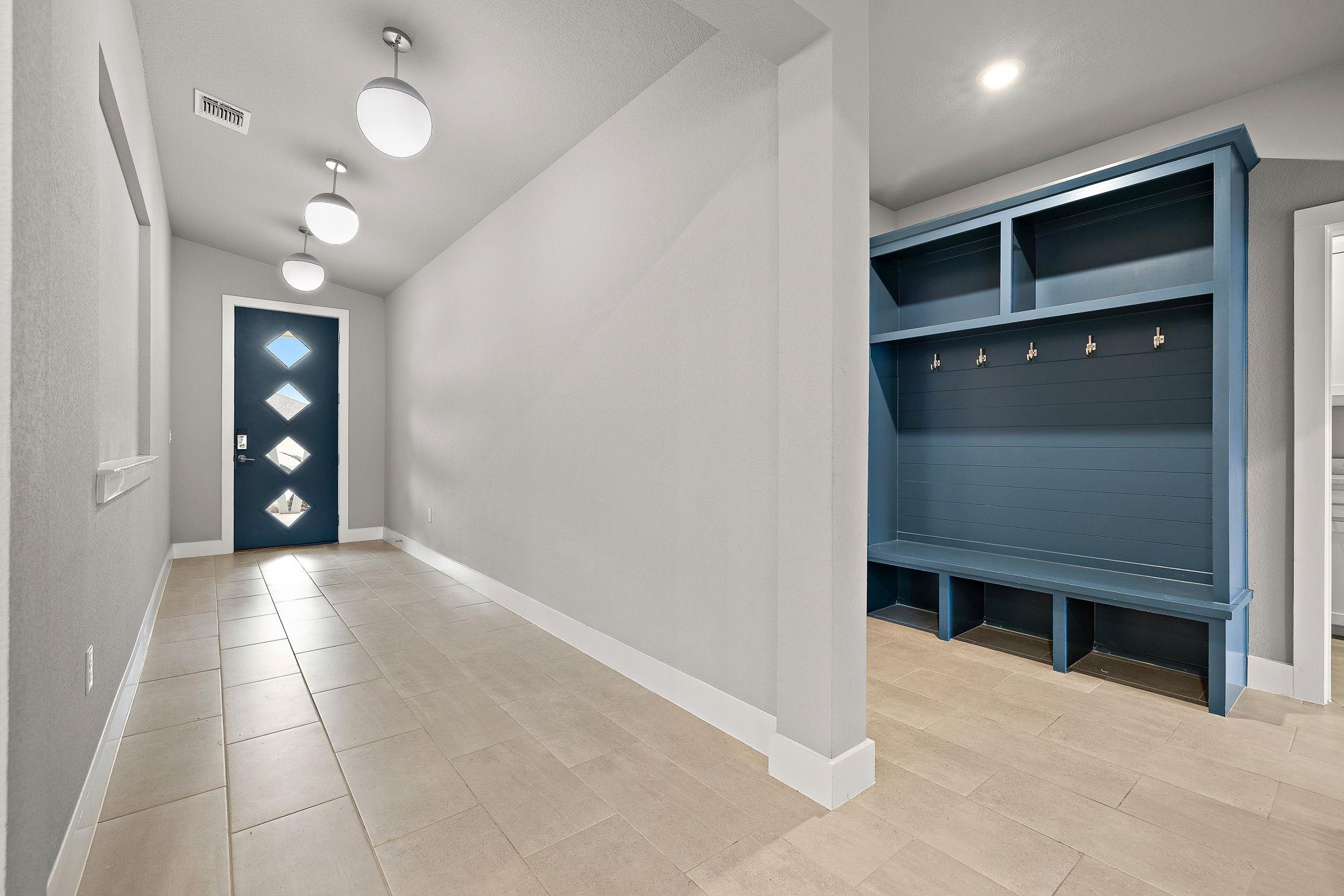 112 Dax Dr, Liberty Hill, TX 78642