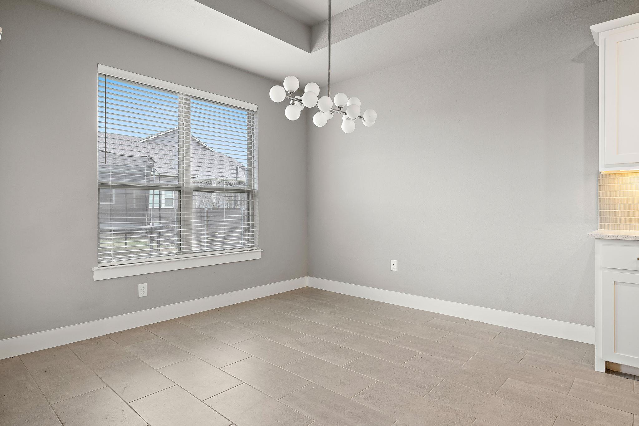 112 Dax Dr, Liberty Hill, TX 78642