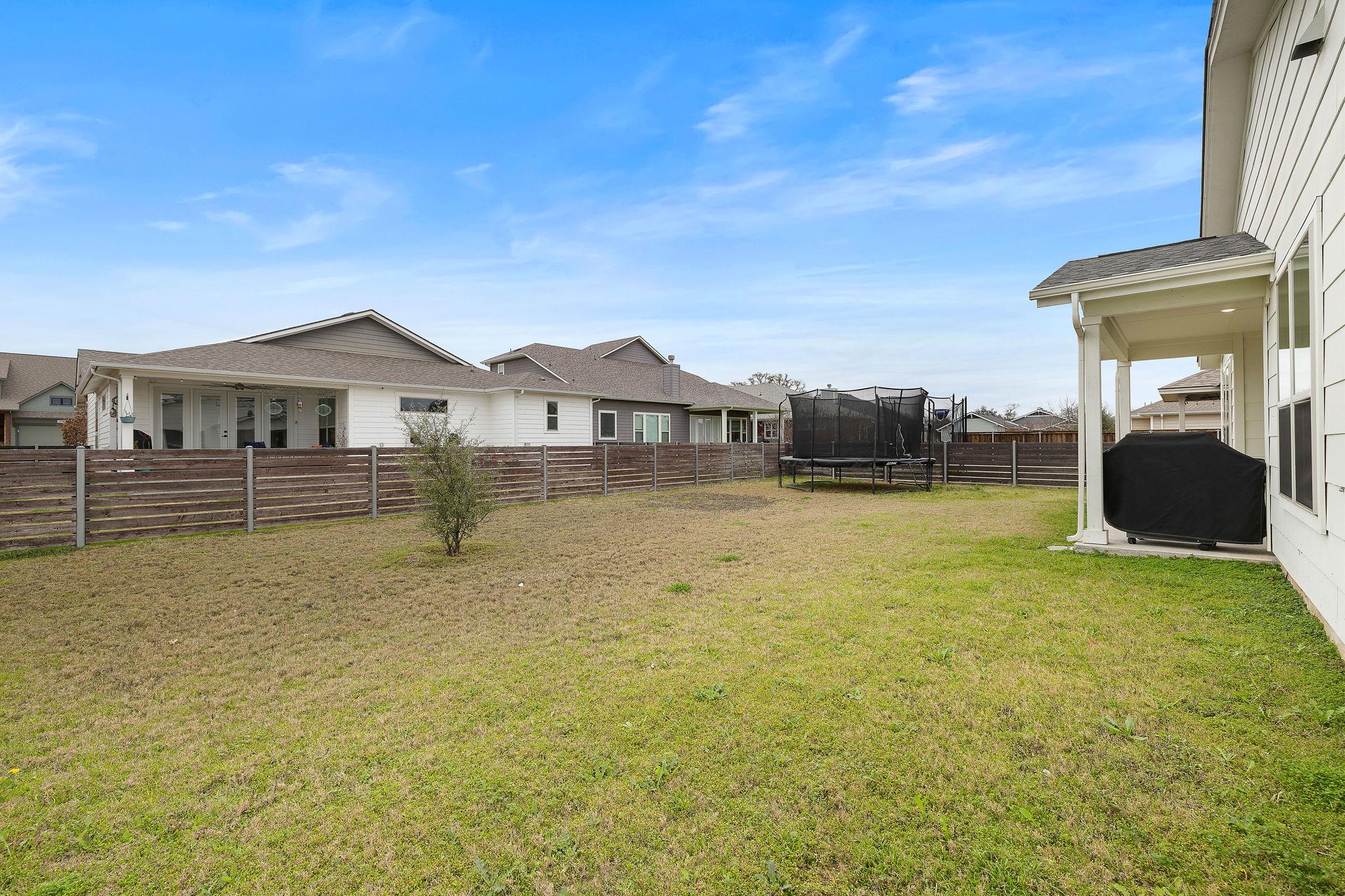 112 Dax Dr, Liberty Hill, TX 78642
