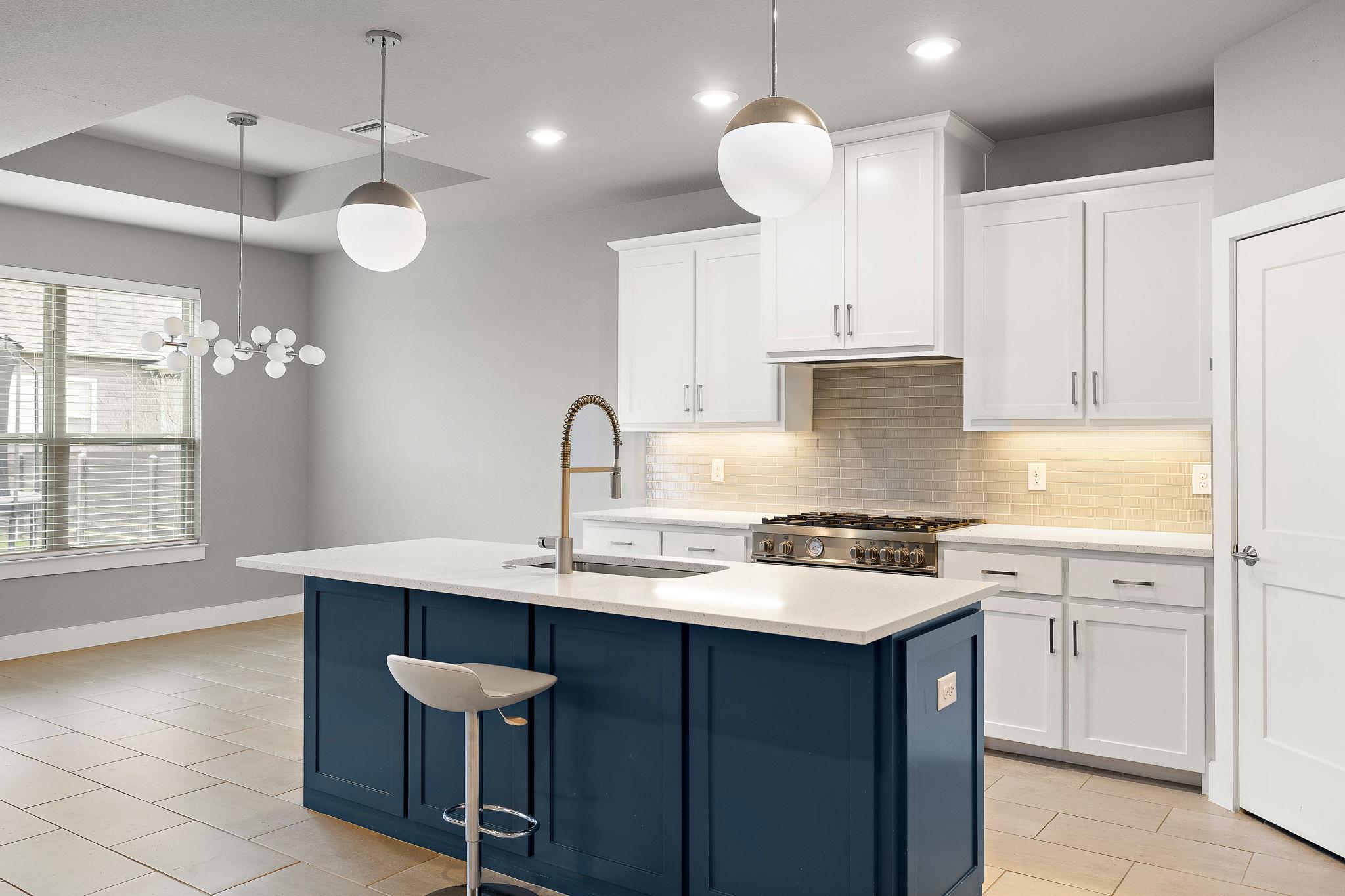 112 Dax Dr, Liberty Hill, TX 78642