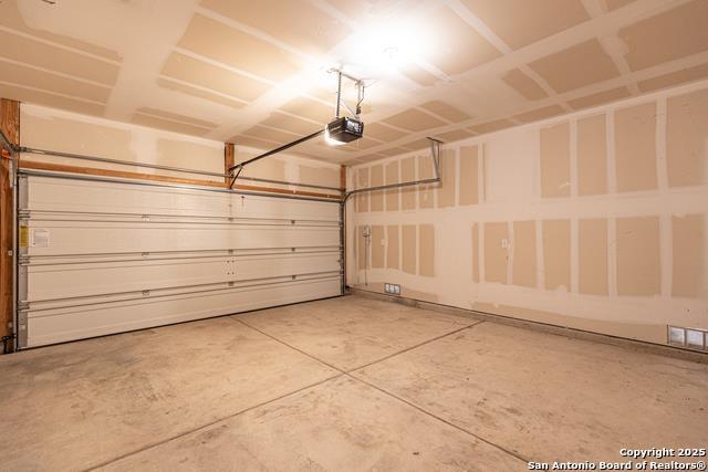 7343 Bluebonnet Bay, San Antonio, TX 78218