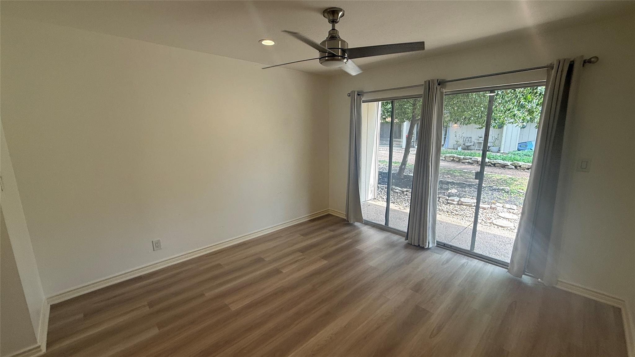 500 E Riverside Dr # 132, Austin, TX 78704