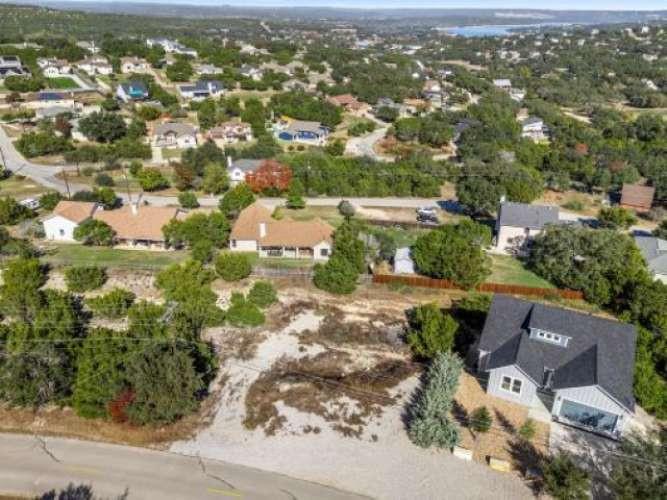 22110 Moulin Dr, Spicewood, TX 78669