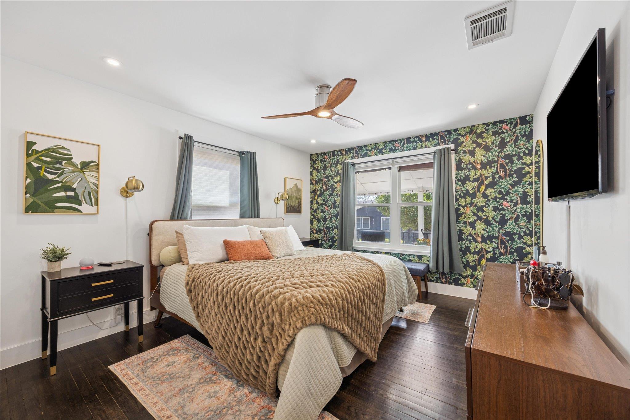 2306 Santa Maria St, Austin, TX 78702