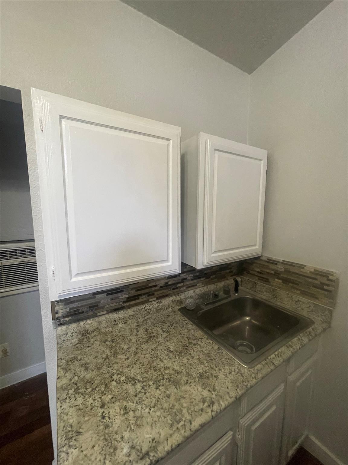 1108 W McCarty Ln # A + D Port, San Marcos, TX 78666