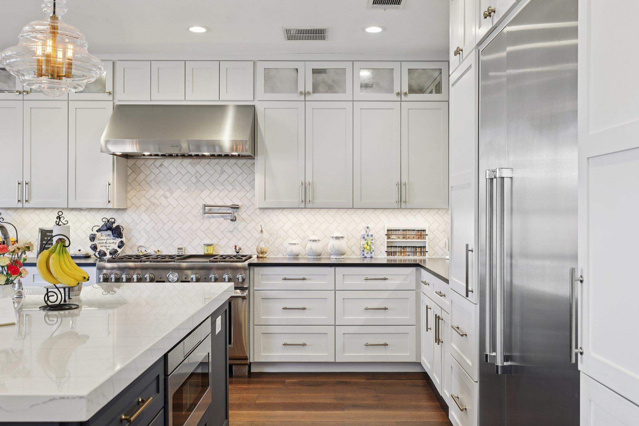 111 Vailco Ln, Austin, TX 78738