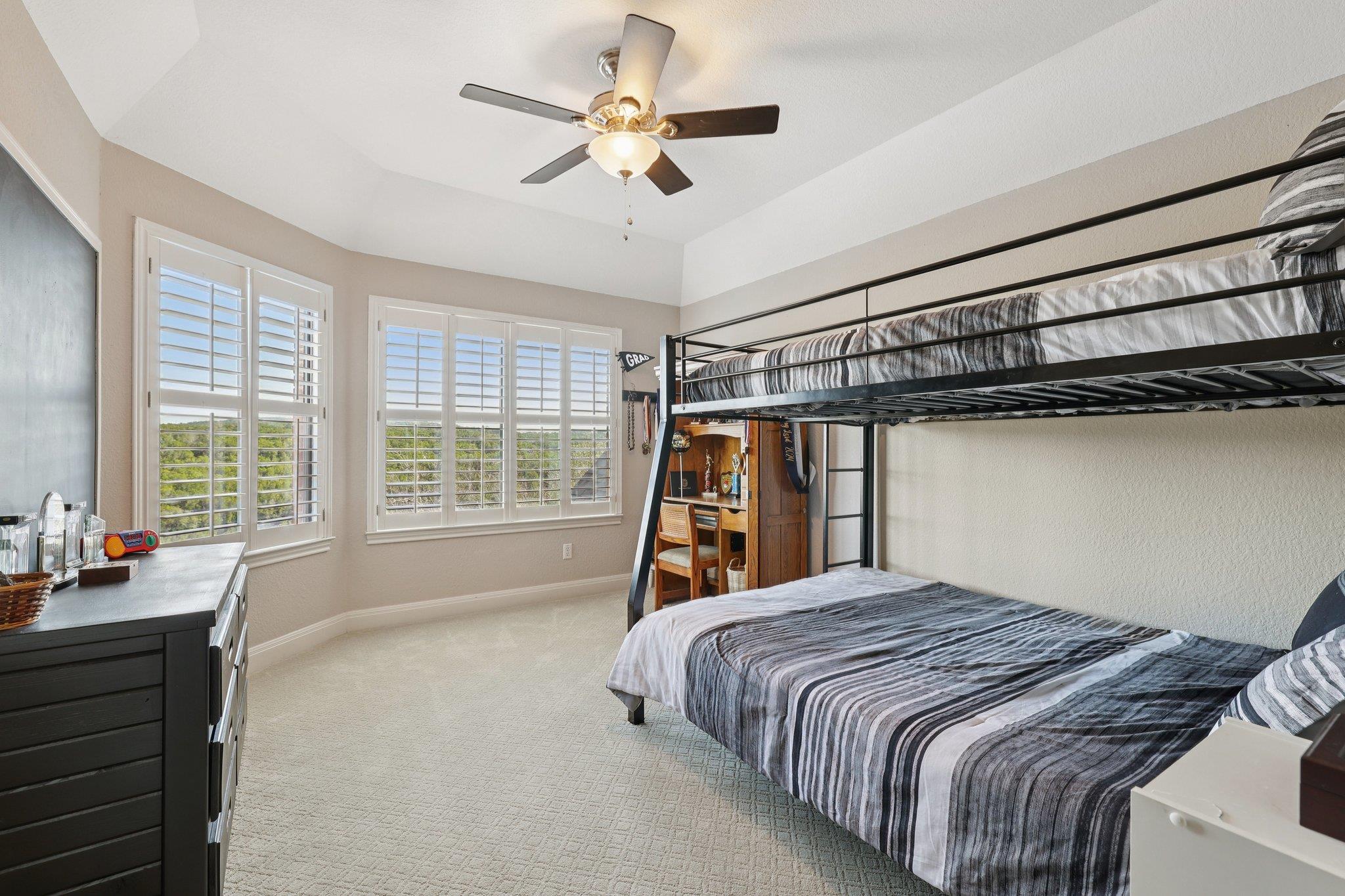 111 Vailco Ln, Austin, TX 78738