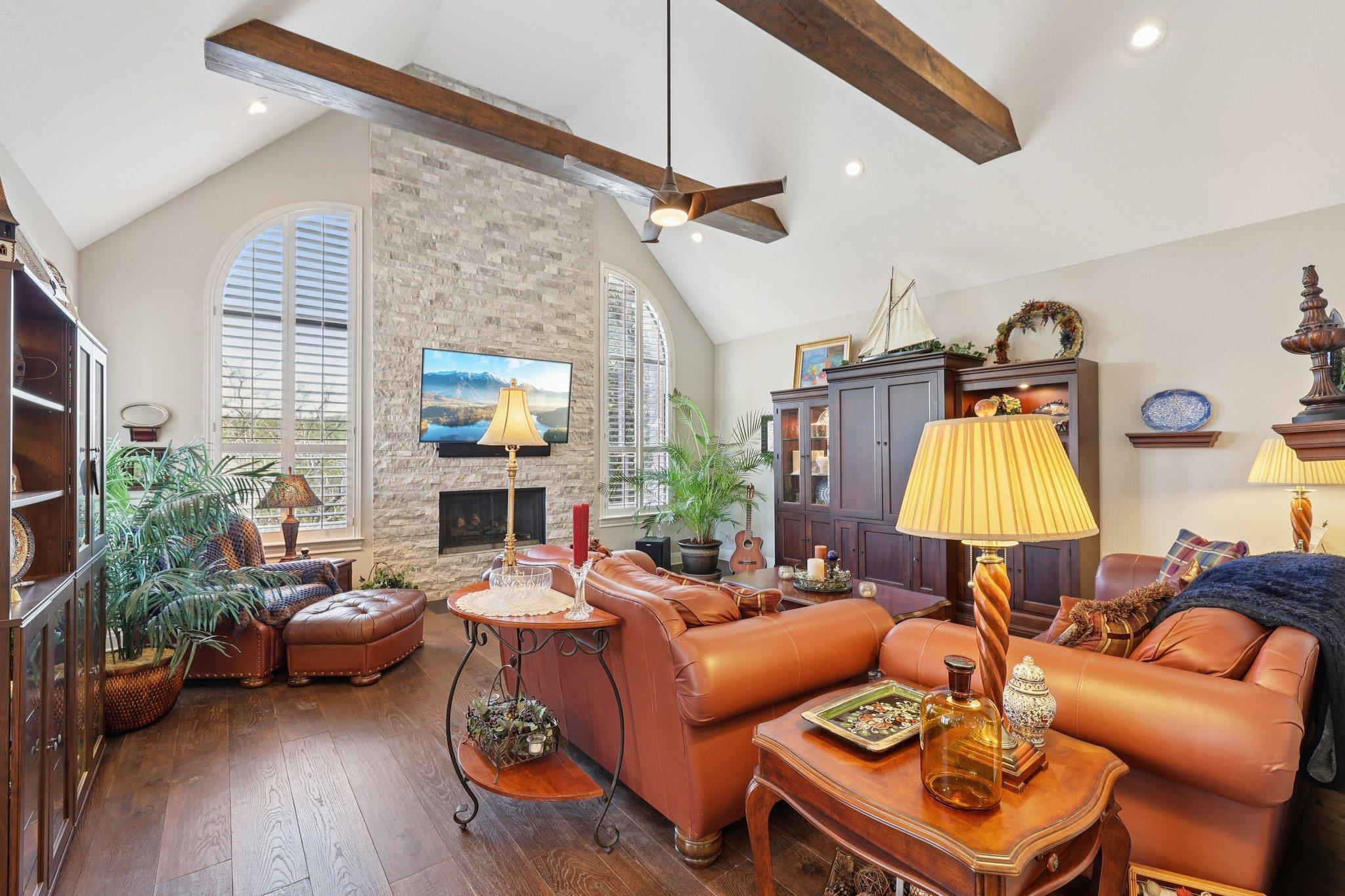 111 Vailco Ln, Austin, TX 78738