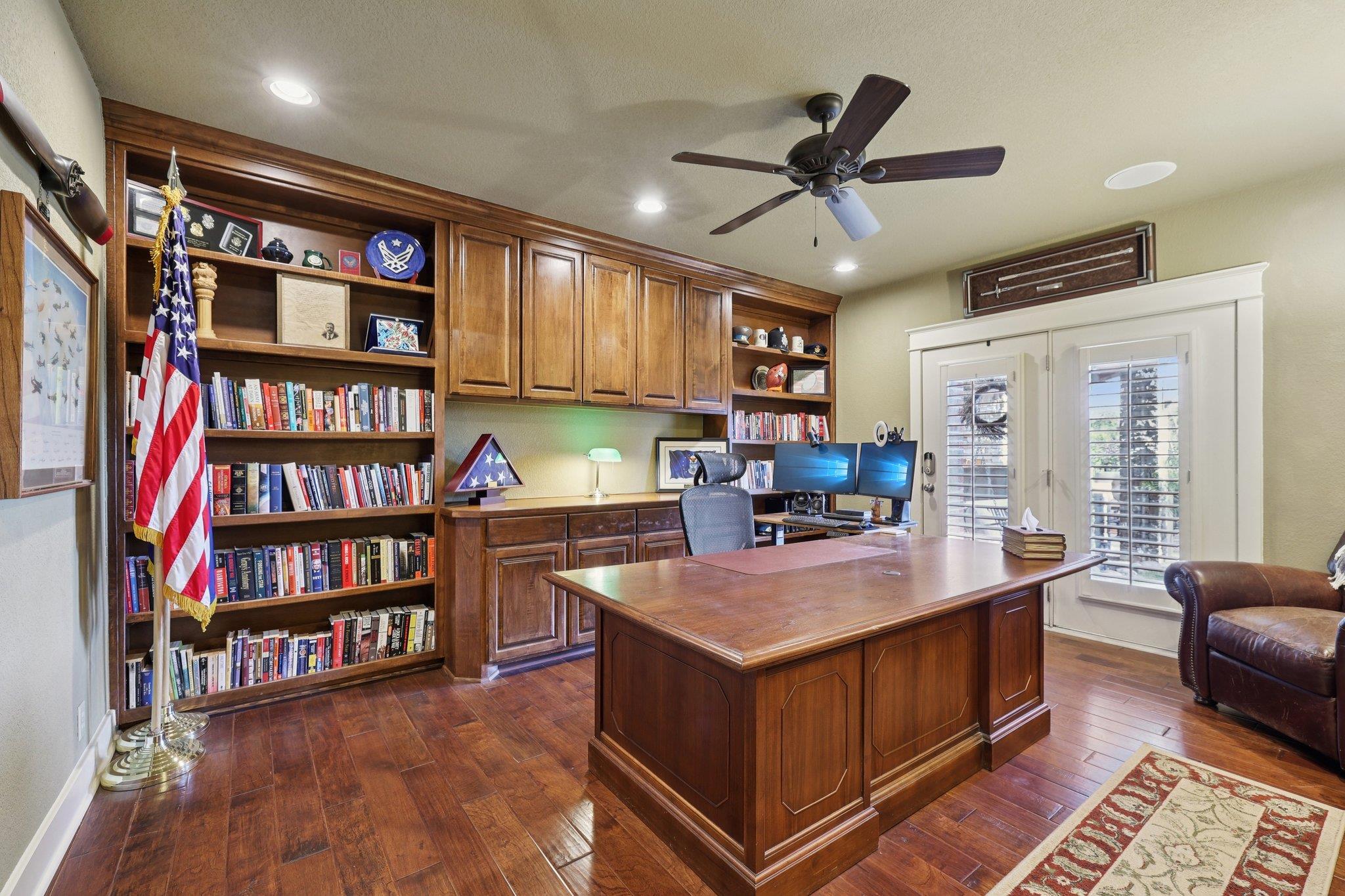 111 Vailco Ln, Austin, TX 78738