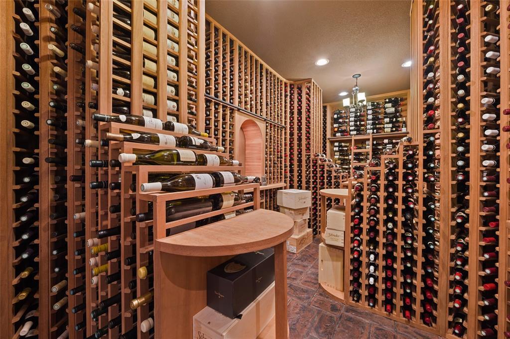 111 Vailco Ln, Austin, TX 78738