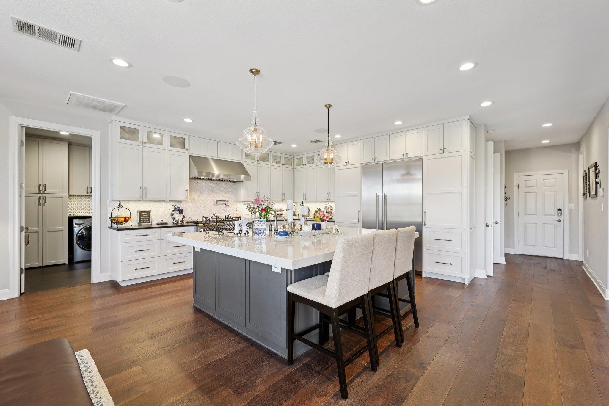 111 Vailco Ln, Austin, TX 78738