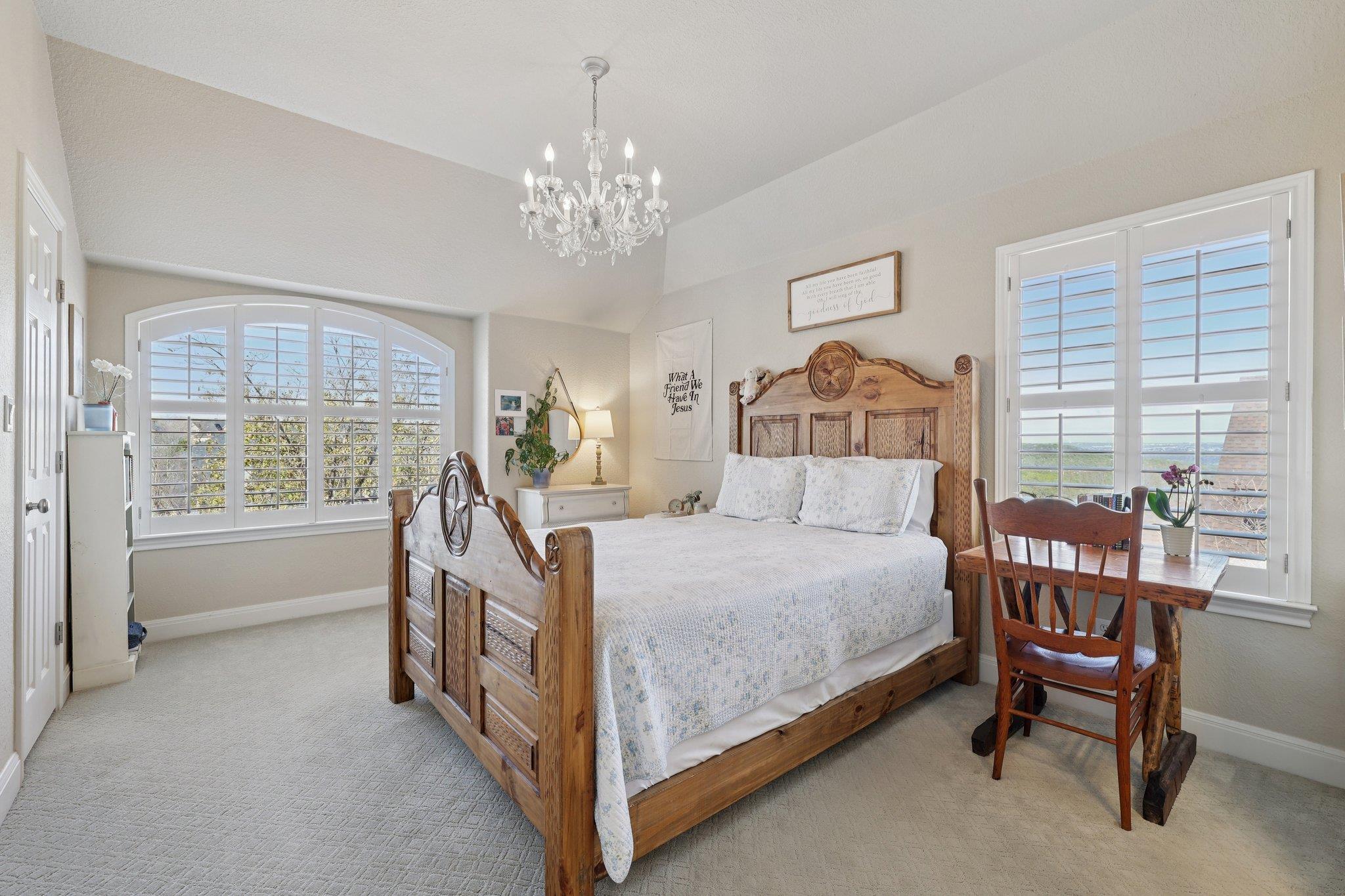 111 Vailco Ln, Austin, TX 78738