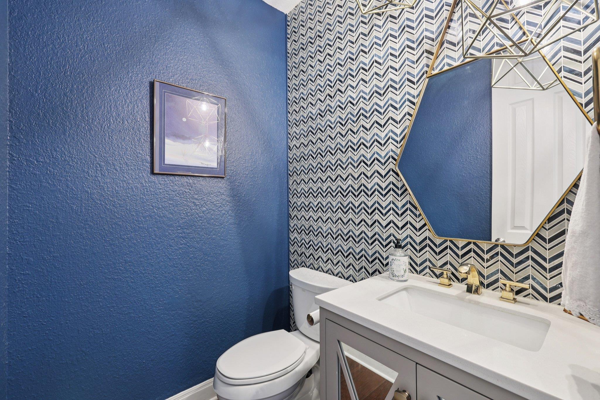 111 Vailco Ln, Austin, TX 78738