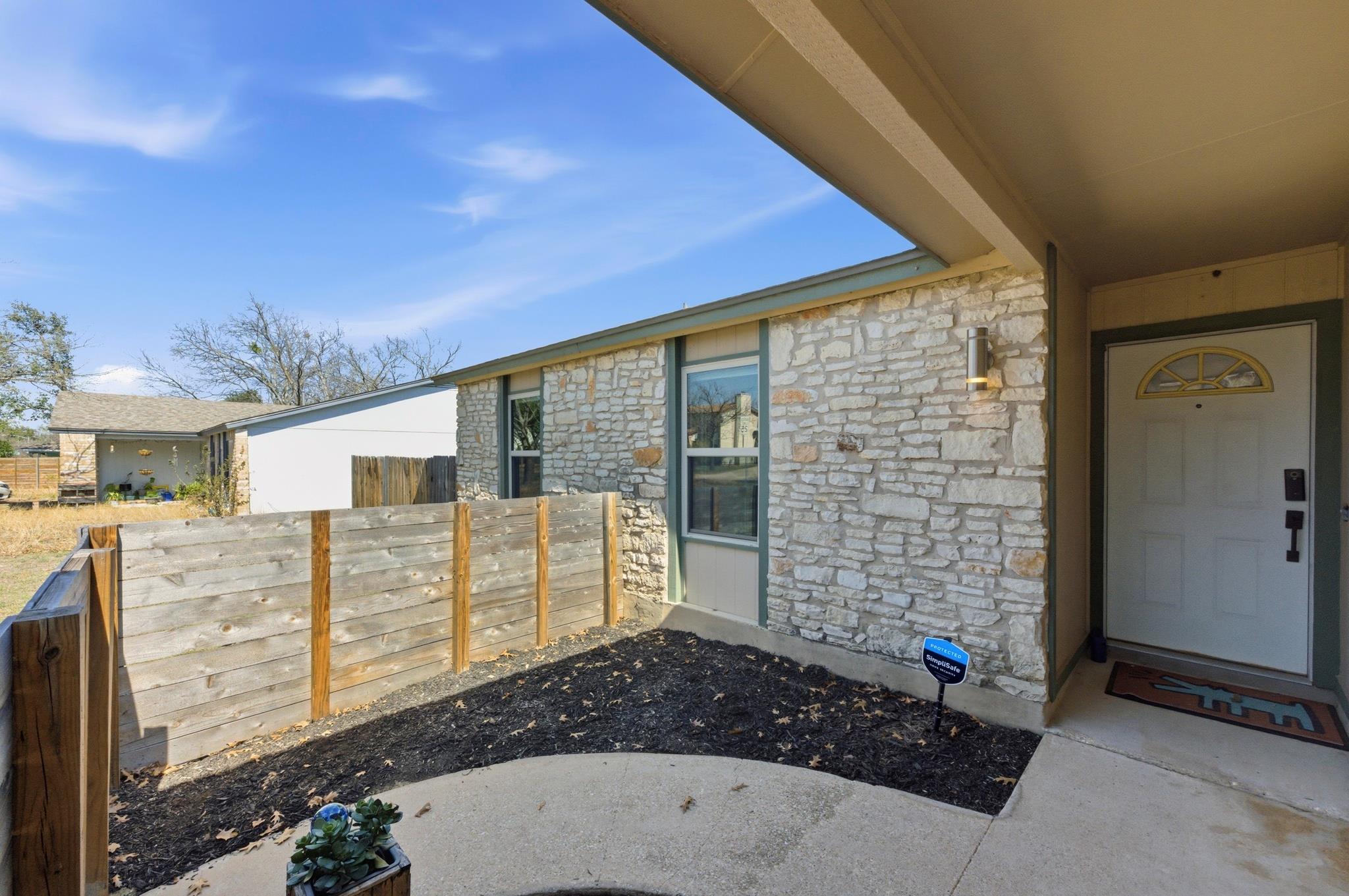 13101 Dauphine St, Austin, TX 78727