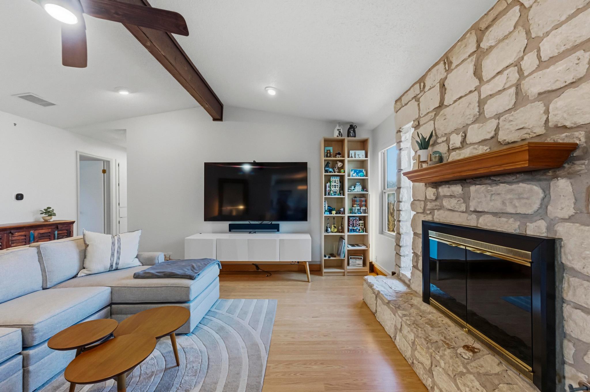 13101 Dauphine St, Austin, TX 78727