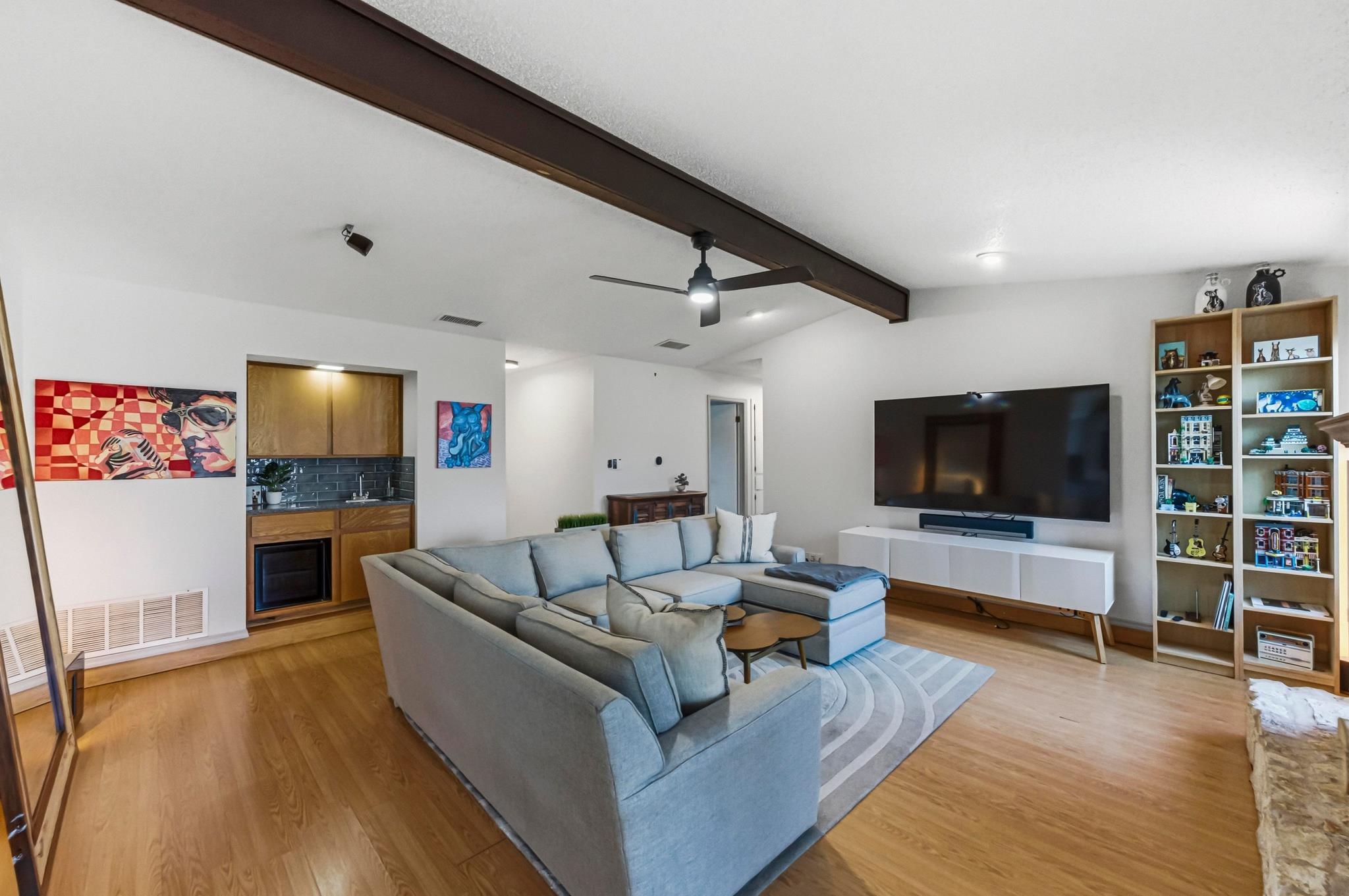 13101 Dauphine St, Austin, TX 78727