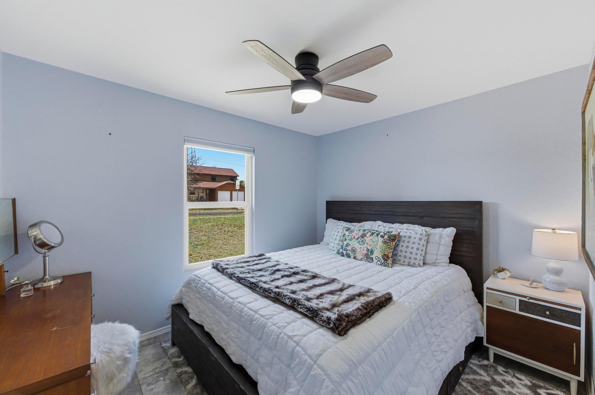 13101 Dauphine St, Austin, TX 78727