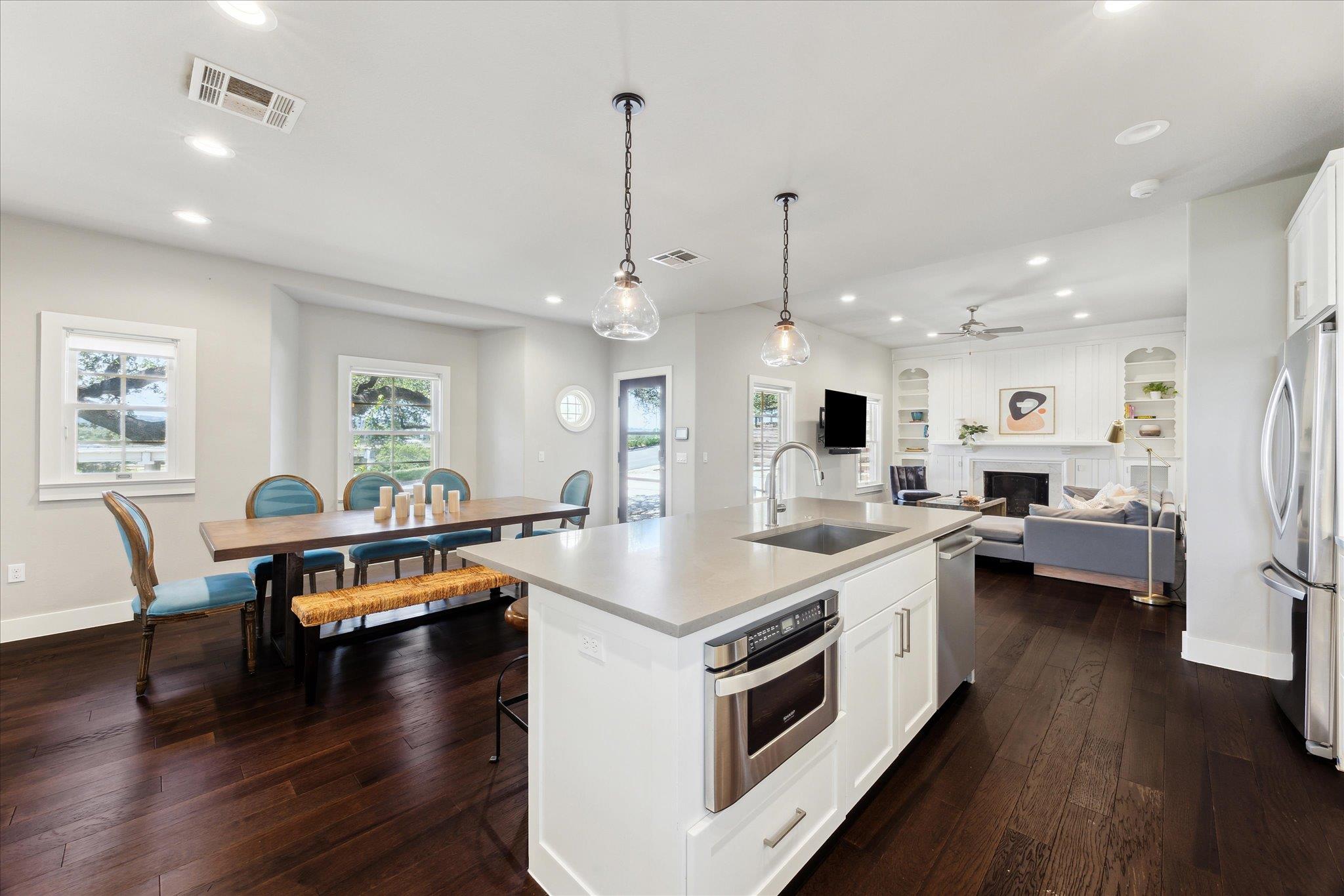 613 Theresa Ave, Austin, TX 78703