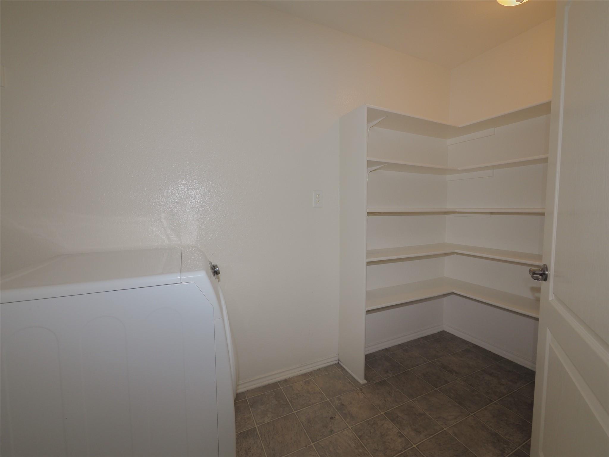 4604 Woodstock Dr, Georgetown, TX 78633