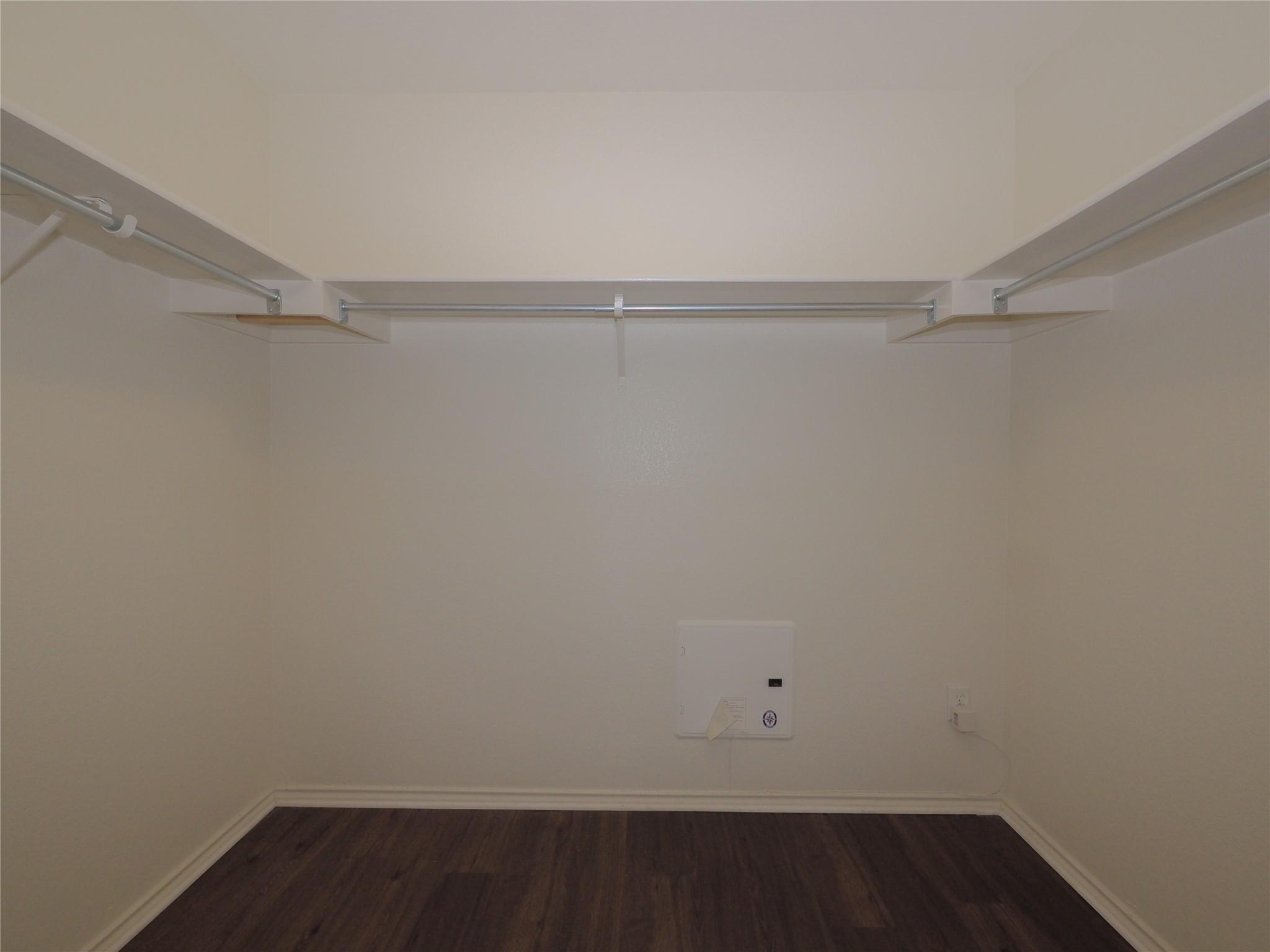 4604 Woodstock Dr, Georgetown, TX 78633