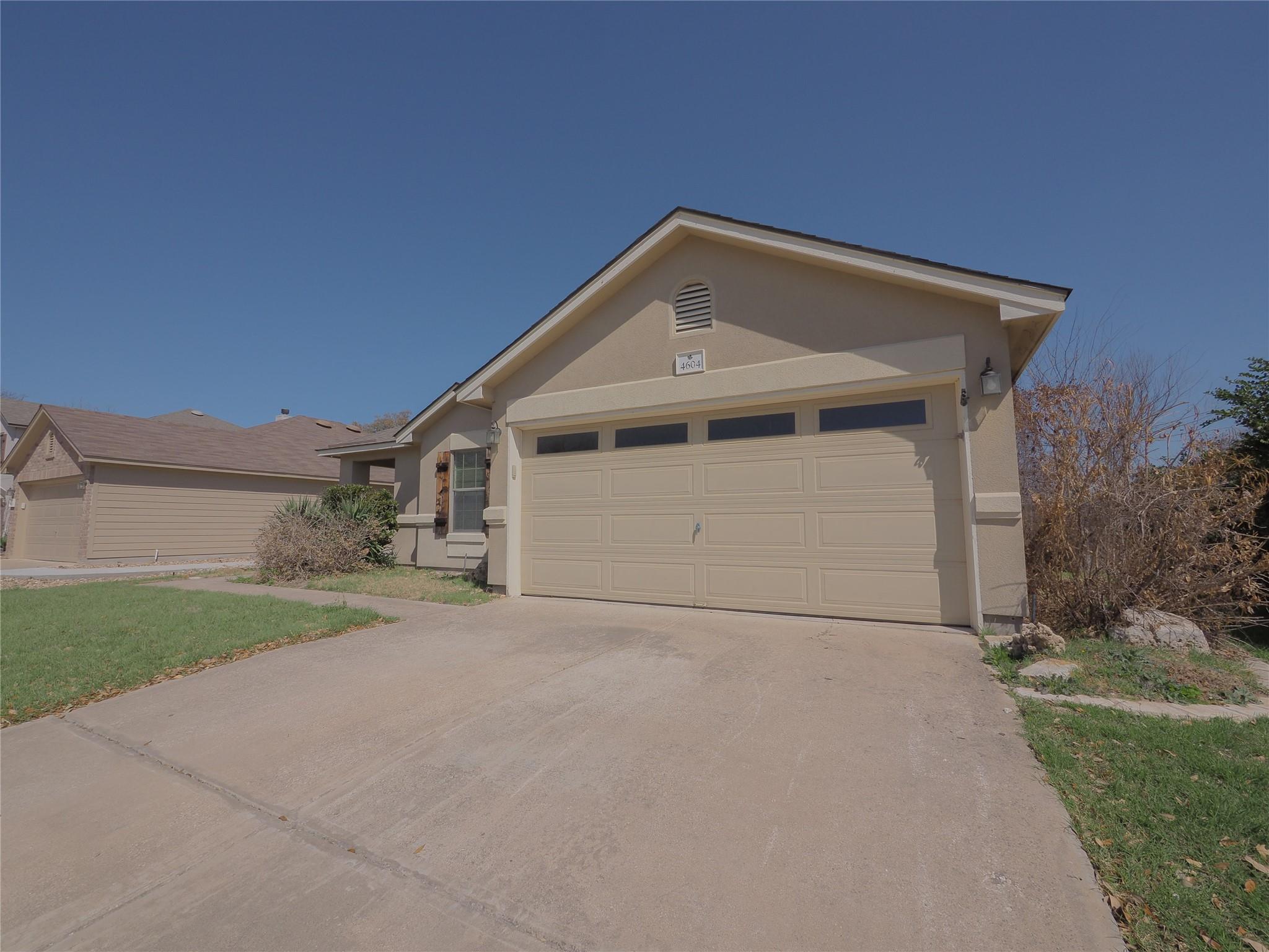 4604 Woodstock Dr, Georgetown, TX 78633