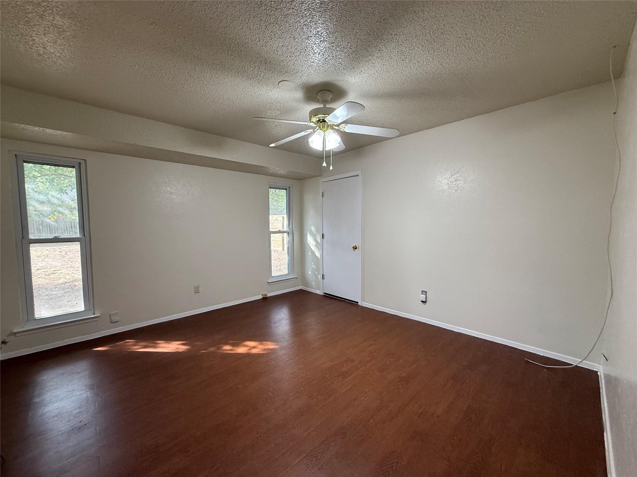 411 Buckboard Blvd, Round Rock, TX 78681