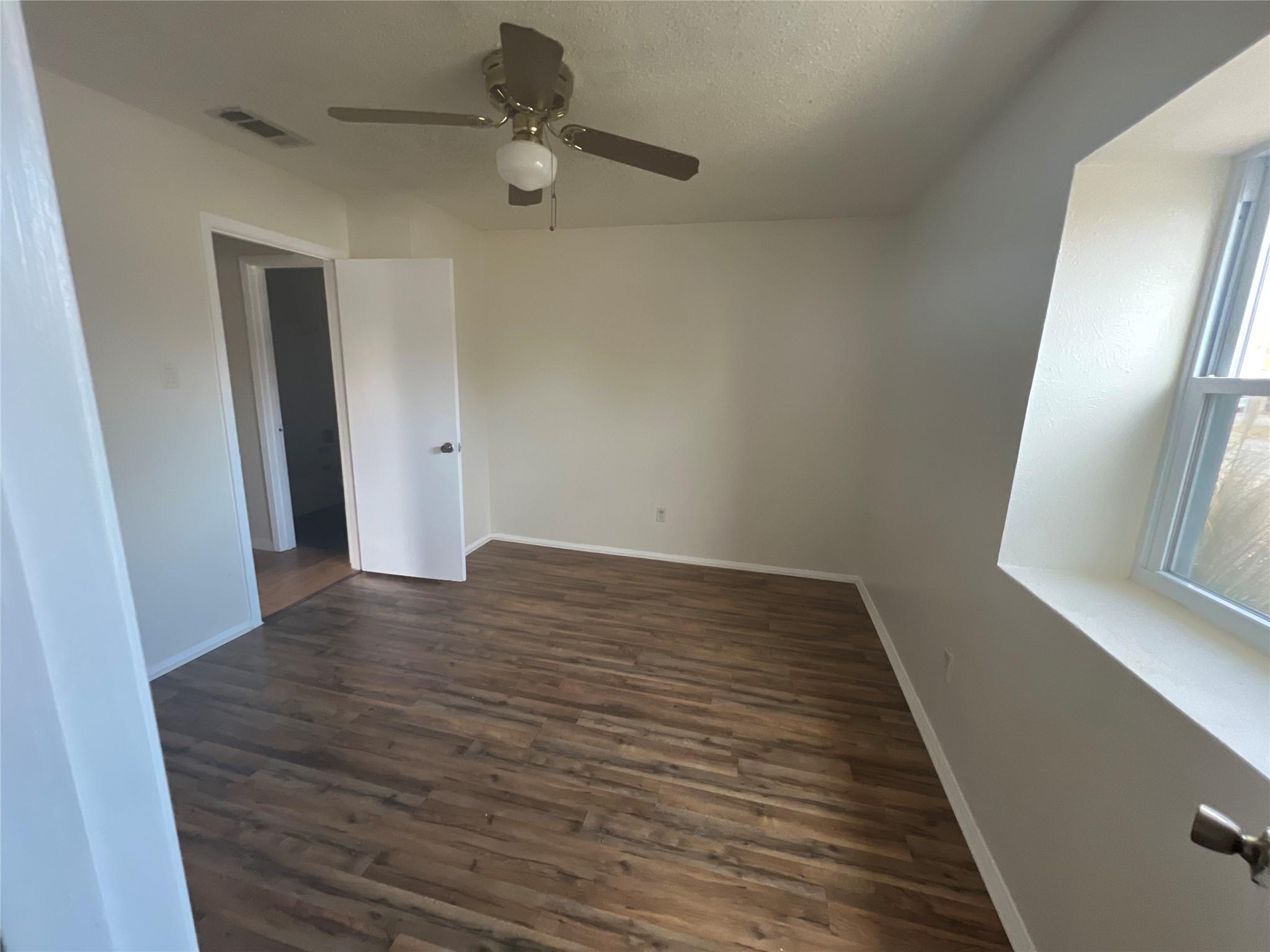 411 Buckboard Blvd, Round Rock, TX 78681