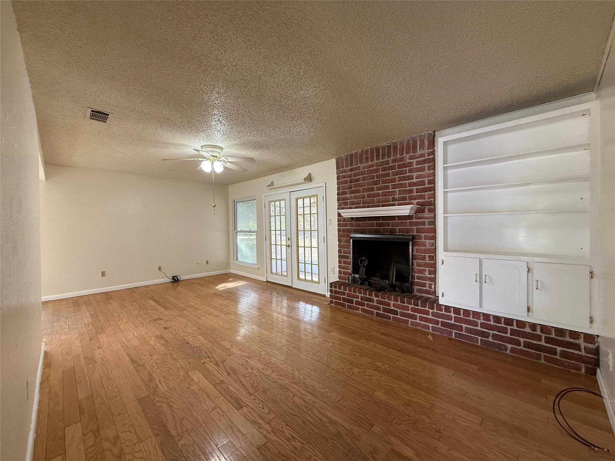 411 Buckboard Blvd, Round Rock, TX 78681