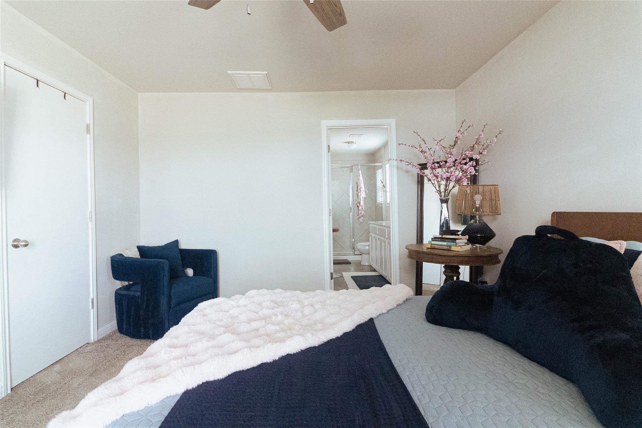 661 Cinnamon Teal Ln, Leander, TX 78641