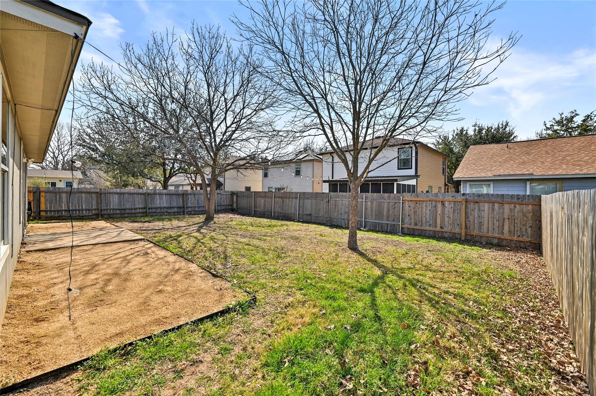 6813 Sabrina Dr, Austin, TX 78747