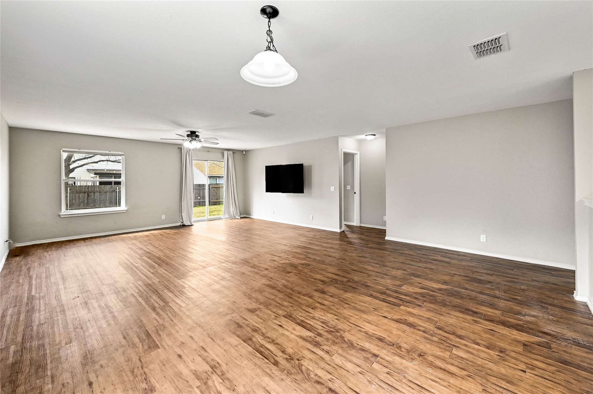 6813 Sabrina Dr, Austin, TX 78747