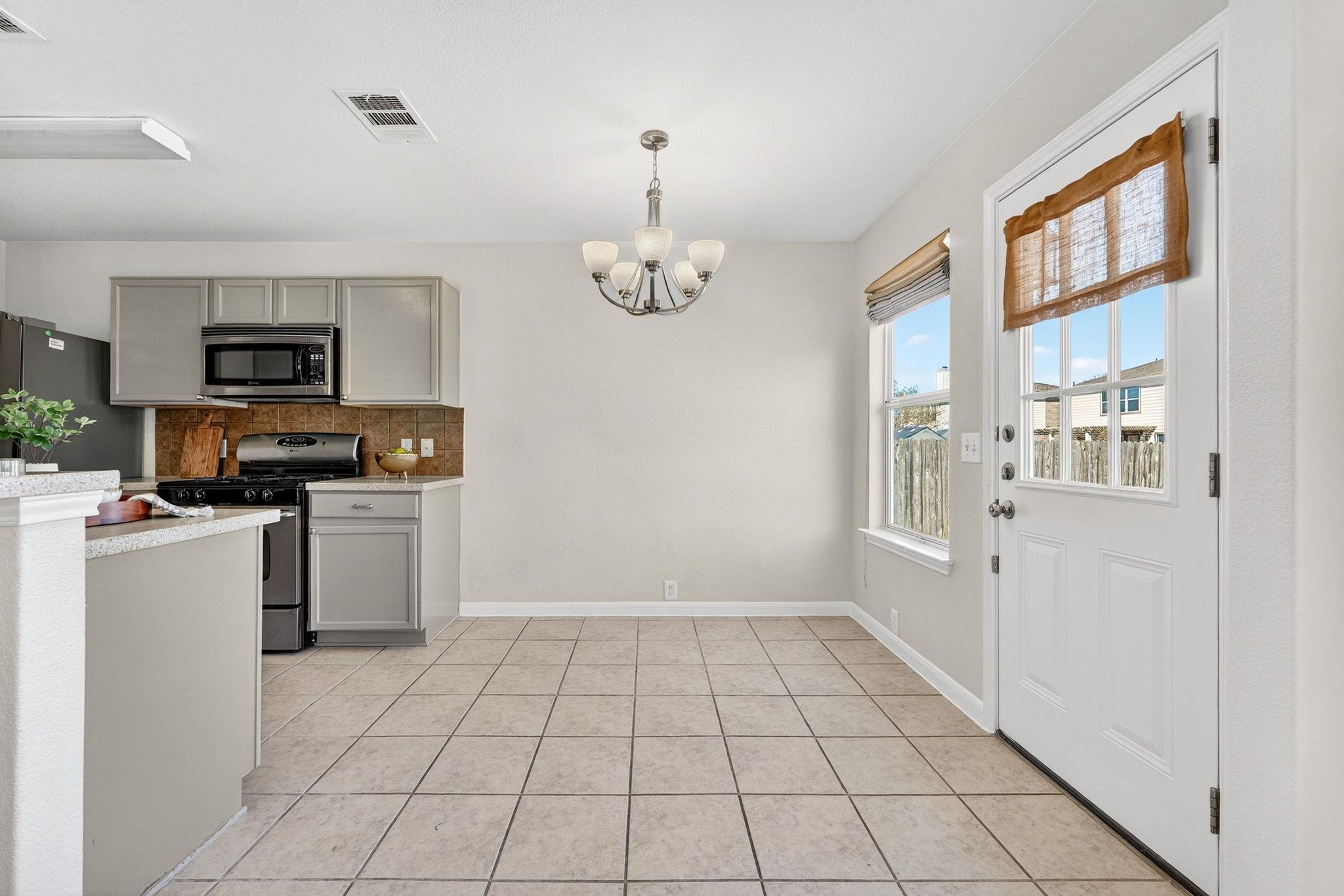 2210 John Tee Dr, Cedar Park, TX 78613