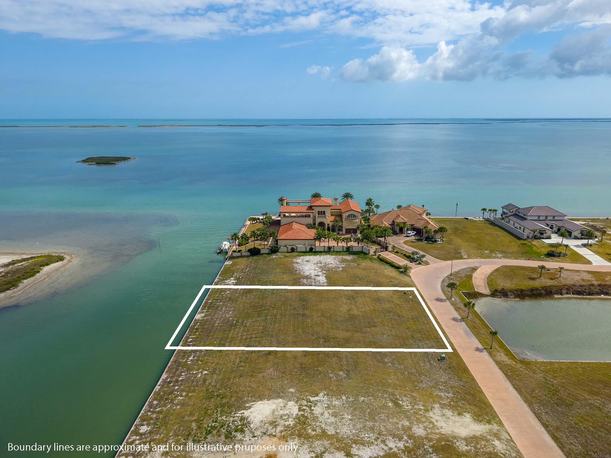 36 La Buena Vida Dr, Aransas Pass, TX 78336